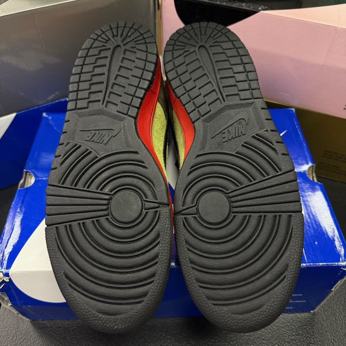 Nike Size 10.5 - Nike Dunk Premium SB Low Asparagus - 313170-302 Size US 10.5 / EU 43-44 - 5 Thumbnail