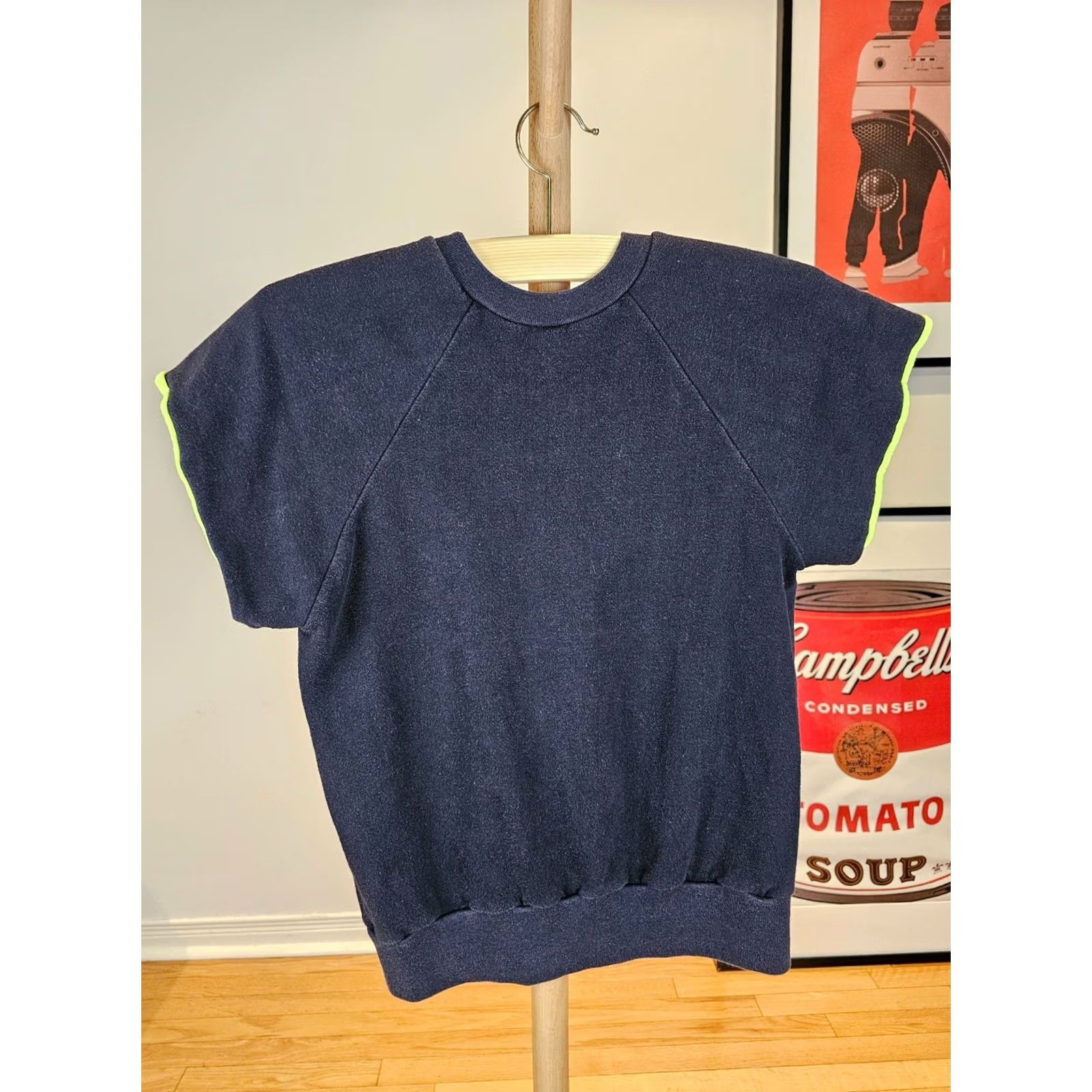 Vintage VINTAGE UNBRANDED BLACK SHORT SLEEVE SWEATSHIRT M Size US M / EU 48-50 / 2 - 5 Thumbnail