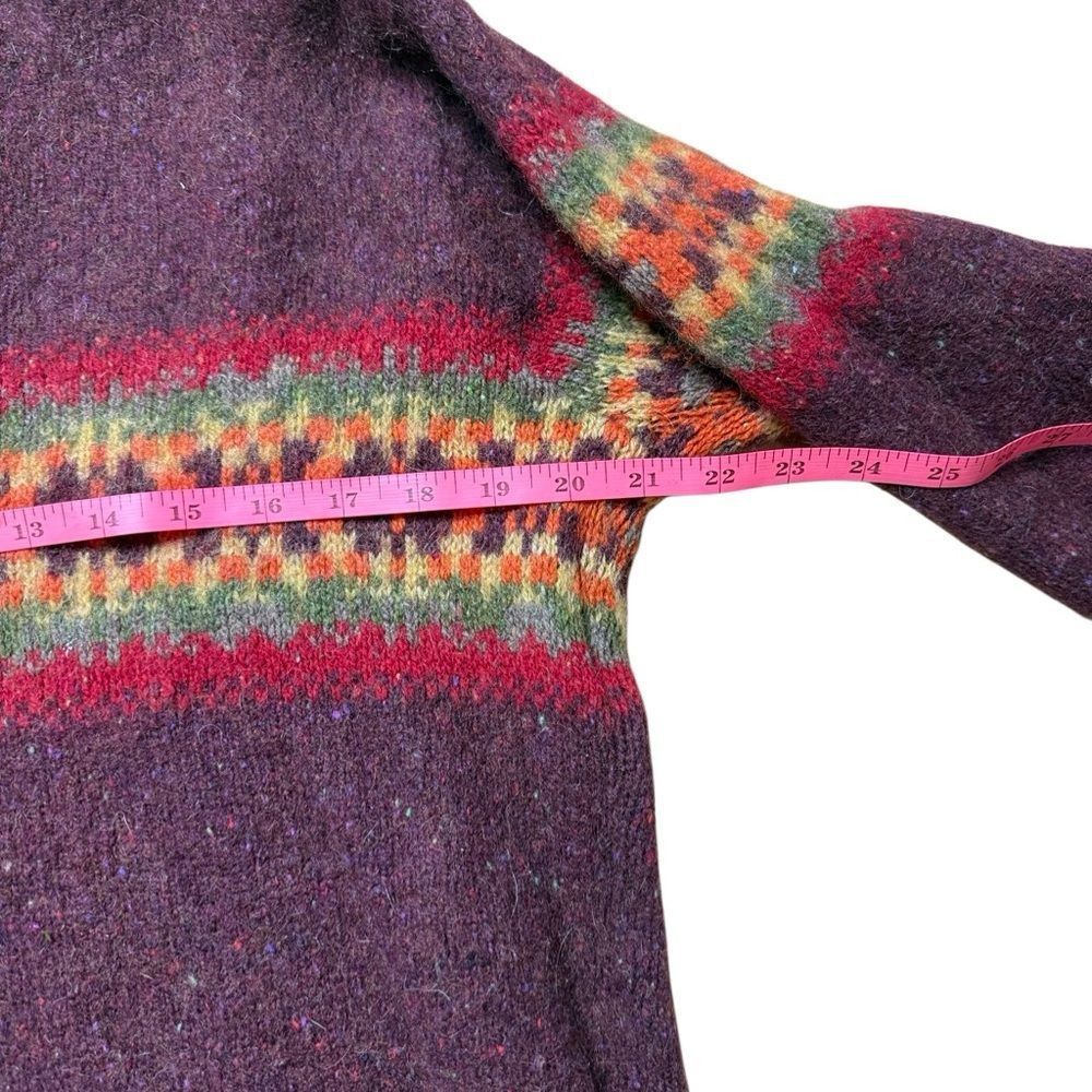 Eddie Bauer 90s Vintage Eddie Bauer Women’s Wool Knot Striped Fair Vneck Size M / US 6-8 / IT 42-44 - 4 Thumbnail