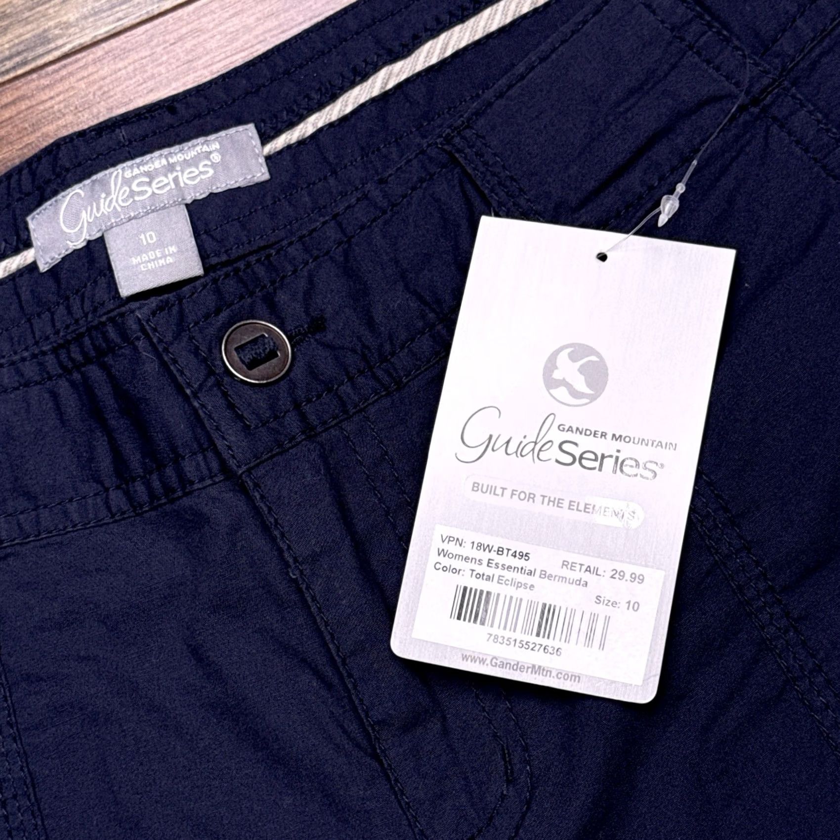 Vintage Gander Mountain Bermuda Shorts Womens 10 Cargo Pocket Blue Cotton Spandex Knit Activewear Hiking Walking, Regular, Flat Front Size 32" / US 10 / IT 46 - 4 Thumbnail