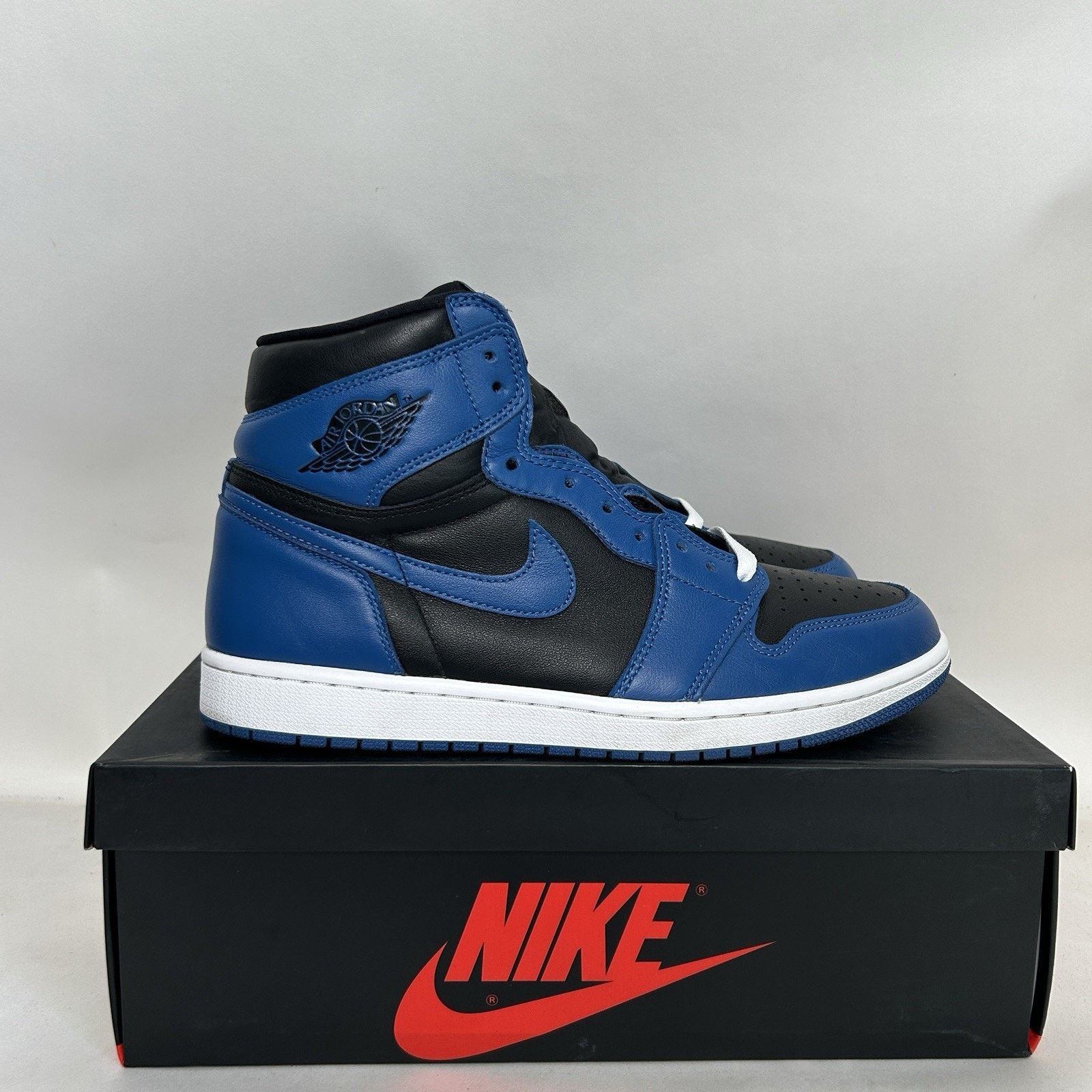 Nike Nike Air Jordan 1 Retro High OG “Dark Marina Blue” Size US 11 / EU 44 - 5 Thumbnail