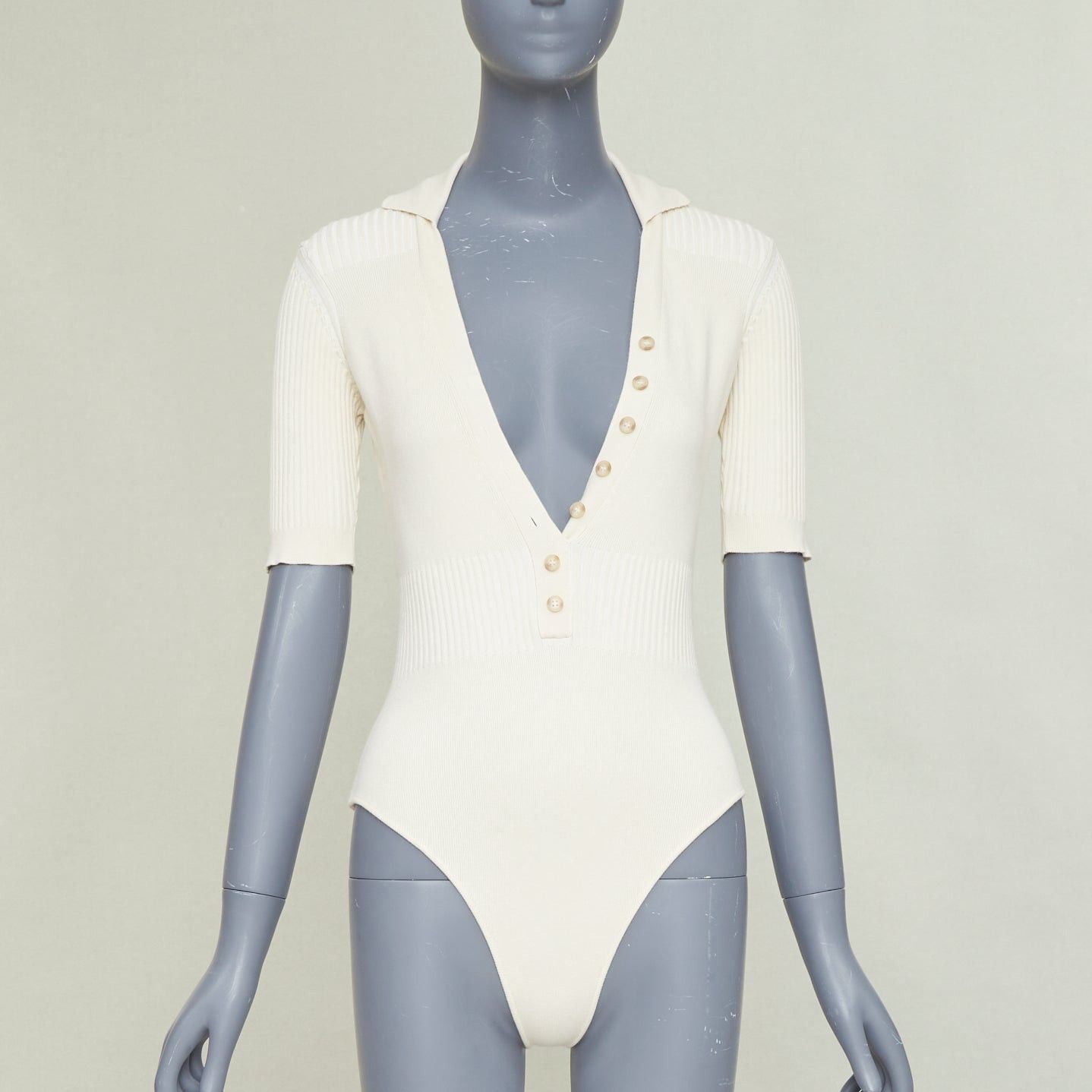 Jacquemus JACQUEMUS Le Body Yauco ivory viscose blend ribbed knit polo bodysuit top FR36 S Size S / US 4 / IT 40 - 1 Thumbnail