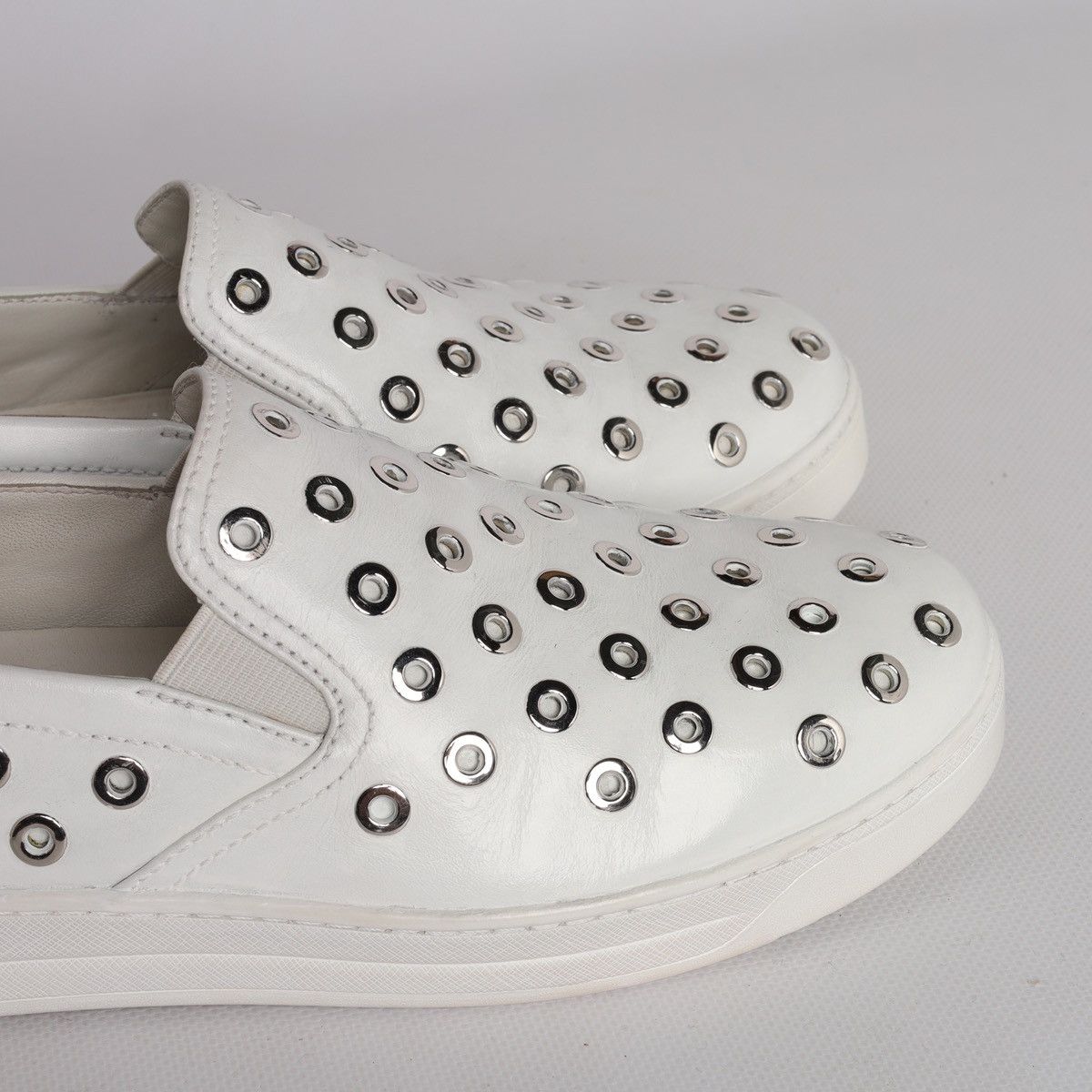 Prada Prada White Leather Slip-on Sneakers Trainers Shoes Grommet Size US 9 / IT 39 - 11 Thumbnail