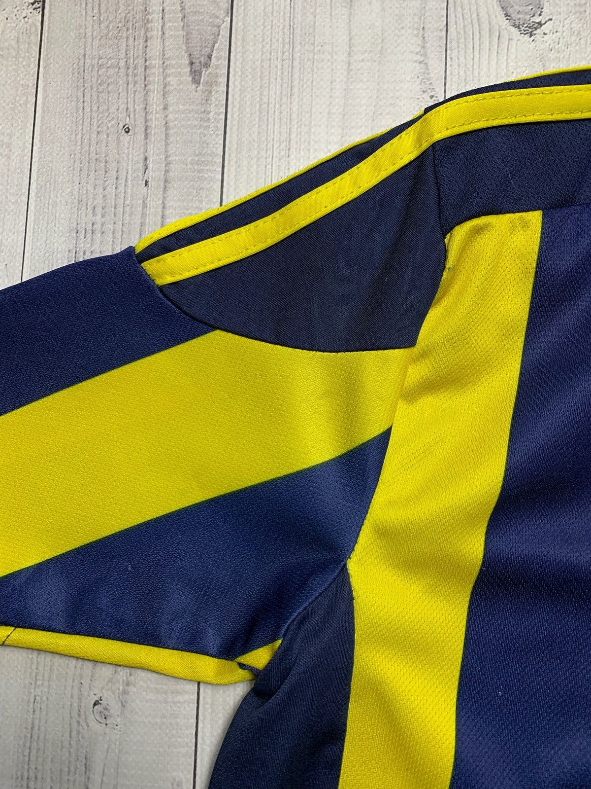 Vintage Vintage striped Fenerbahce V. persie 11 size S Size US S / EU 44-46 / 1 - 7 Thumbnail