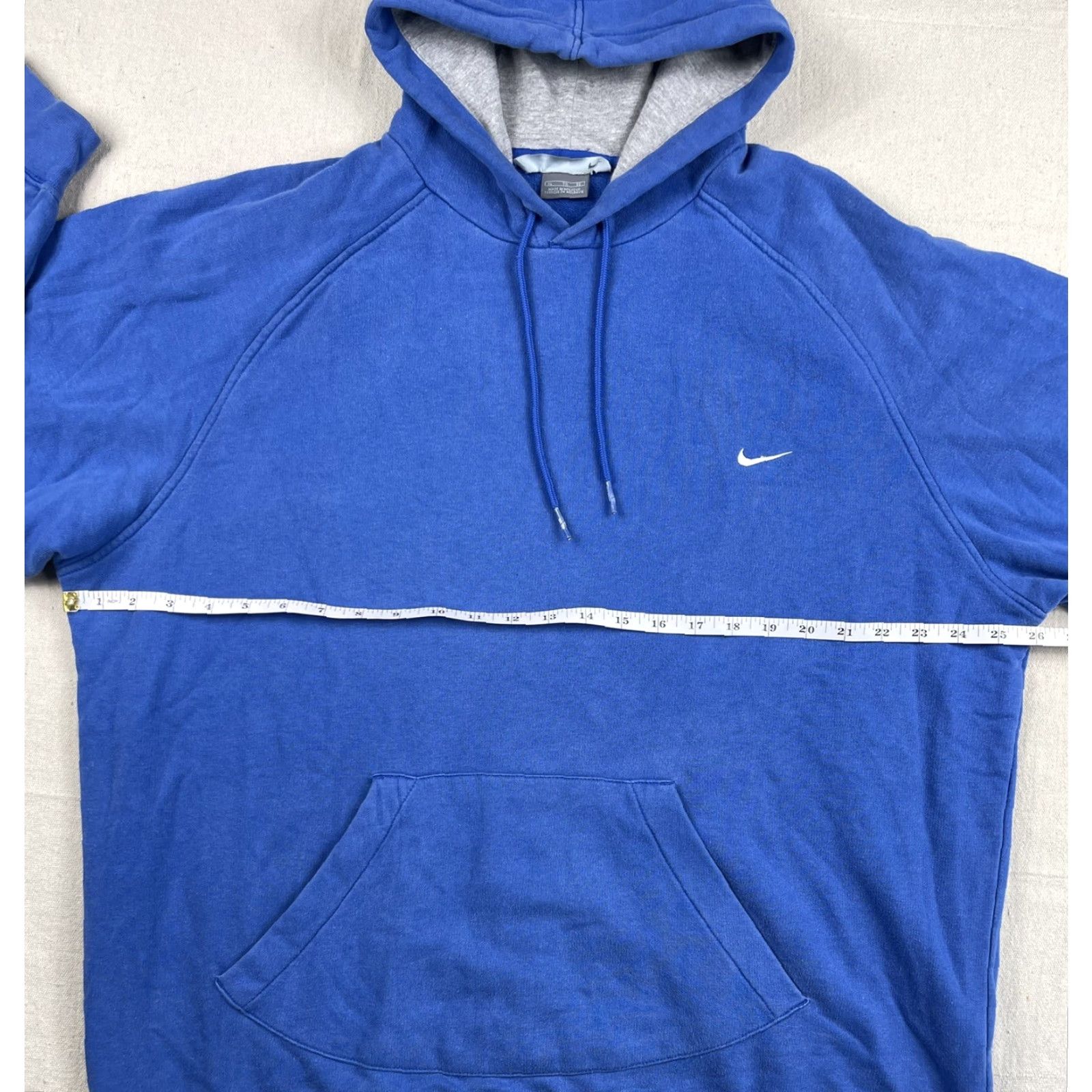 Nike VINTAGE Nike Hoodie XL Blue Pullover Swoosh Long Sleeve Mens Size US XL / EU 56 / 4 - 4 Thumbnail