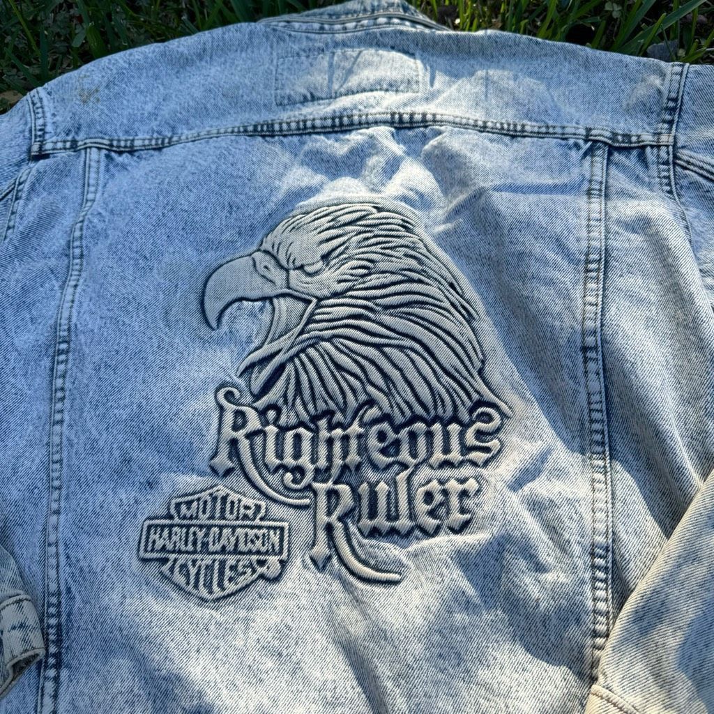 Harley Davidson Vintage Harley Davidson Light Wash Denim Jacket Large Emboss Size US XL / EU 56 / 4 - 4 Thumbnail