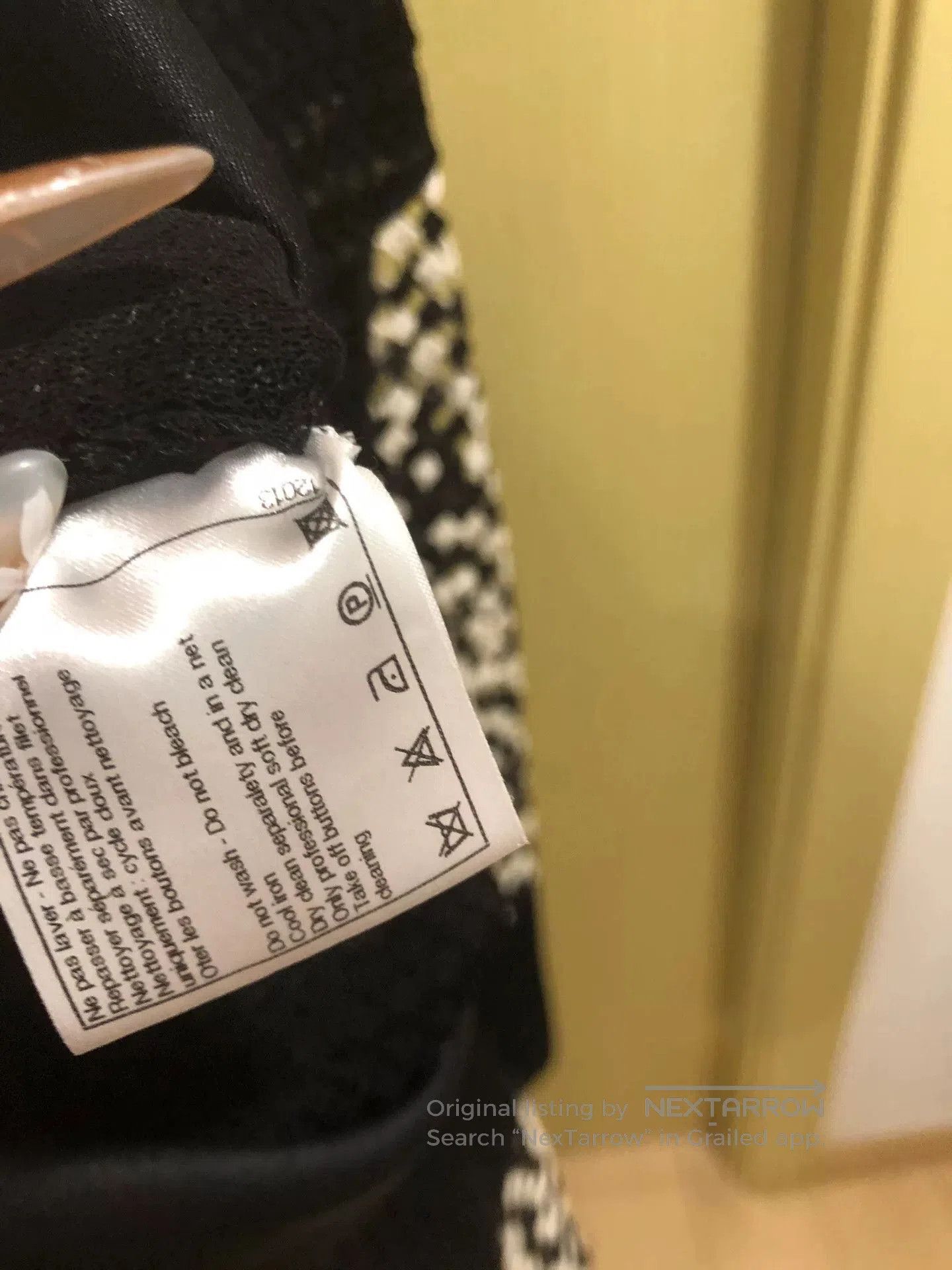 Chanel Chanel Black and White Silk Jacket. Size XXS / US 00 / IT 34 - 3 Thumbnail