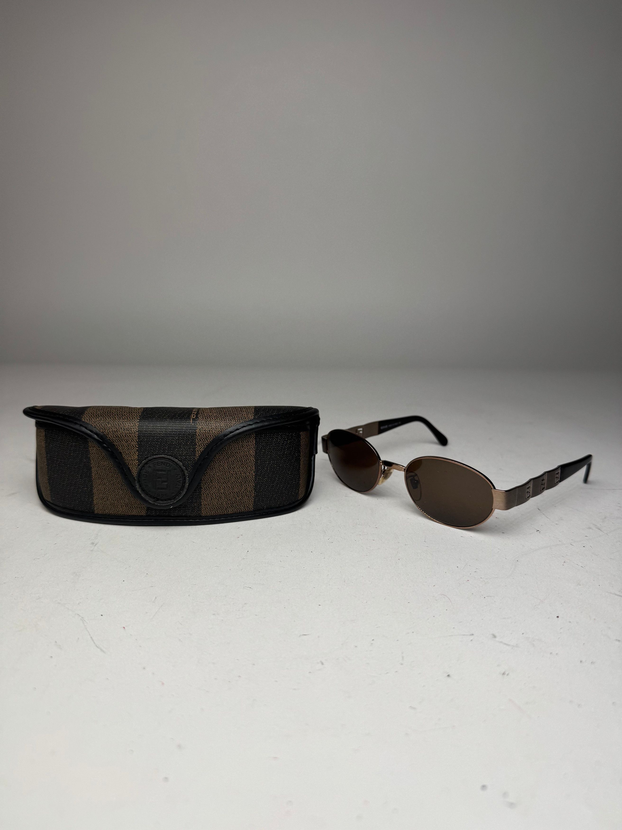 Fendi Vintage Roma Retro Sunglasses Brown Size ONE SIZE - 1 Thumbnail