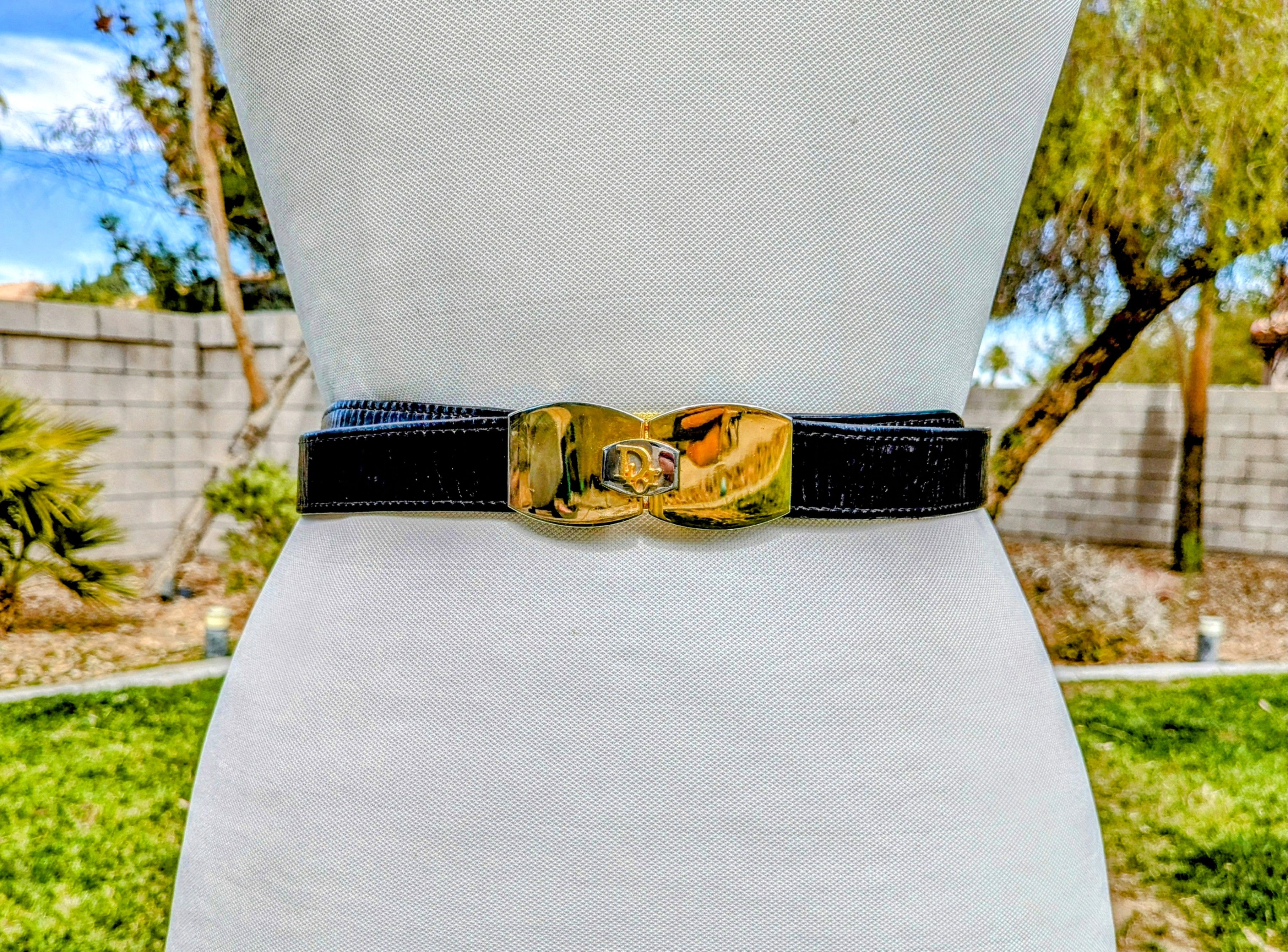 Christian Dior Monsieur Vintage Christian Dior Gold tone Spain Belt Buckle Size ONE SIZE - 1 Thumbnail