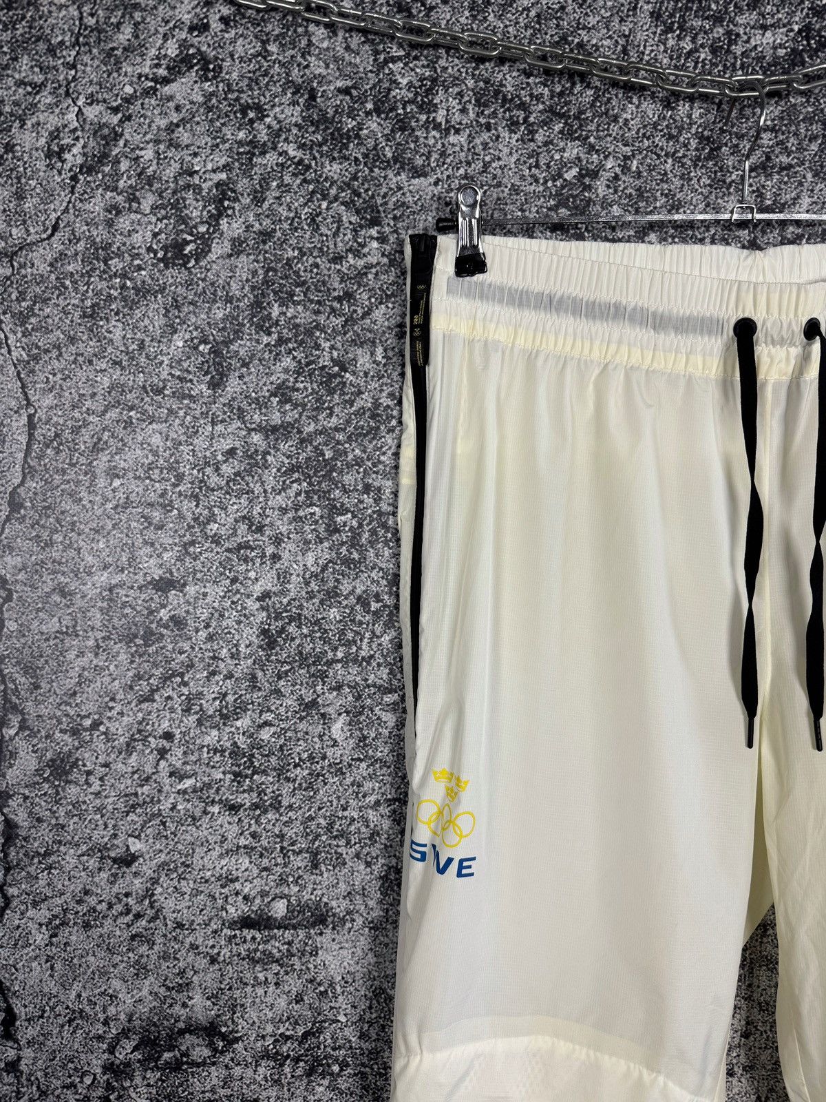 H&M × USA Olympics H&M x Olympic Games Team Sweden Track Pants Rare Size XL Size US 38 / EU 54 - 3 Thumbnail