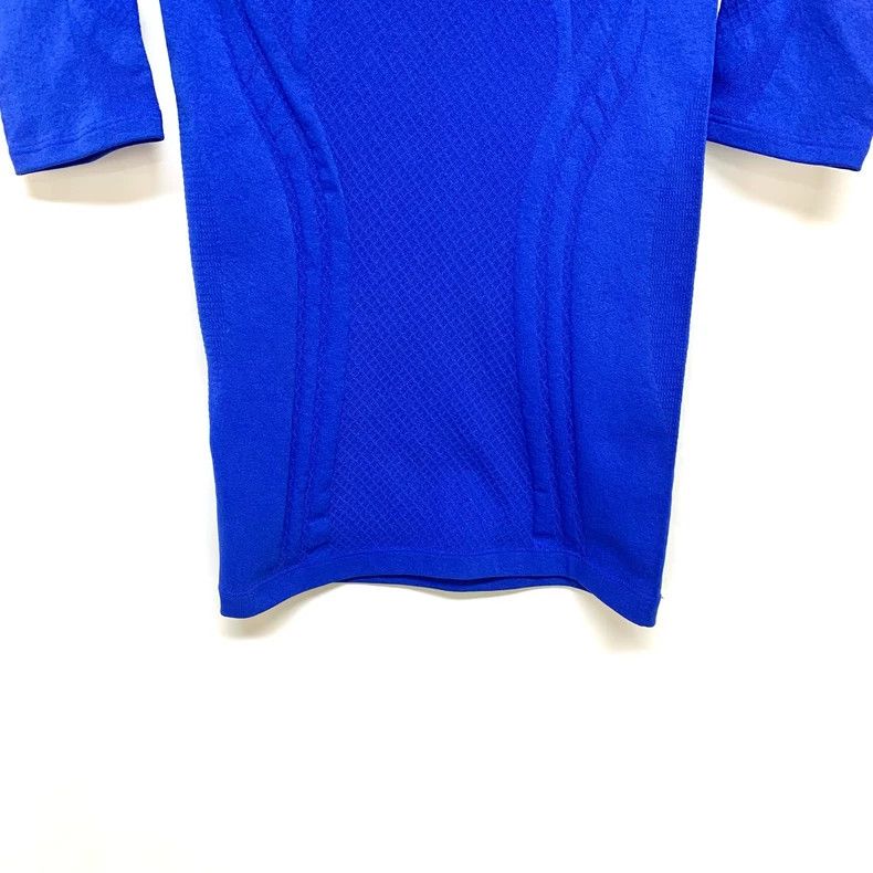 Balenciaga Balenciaga size 36 Tight short sleeves with blue chest logo Size S / US 4 / IT 40 - 6 Thumbnail