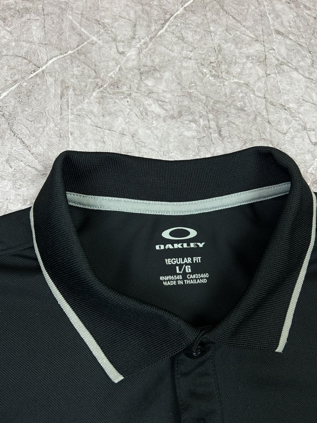 Oakley 🇺🇸Vintage Oakley Polo T-Shirt Rare Retro Hype Y2K Size US L / EU 52-54 / 3 - 5 Thumbnail
