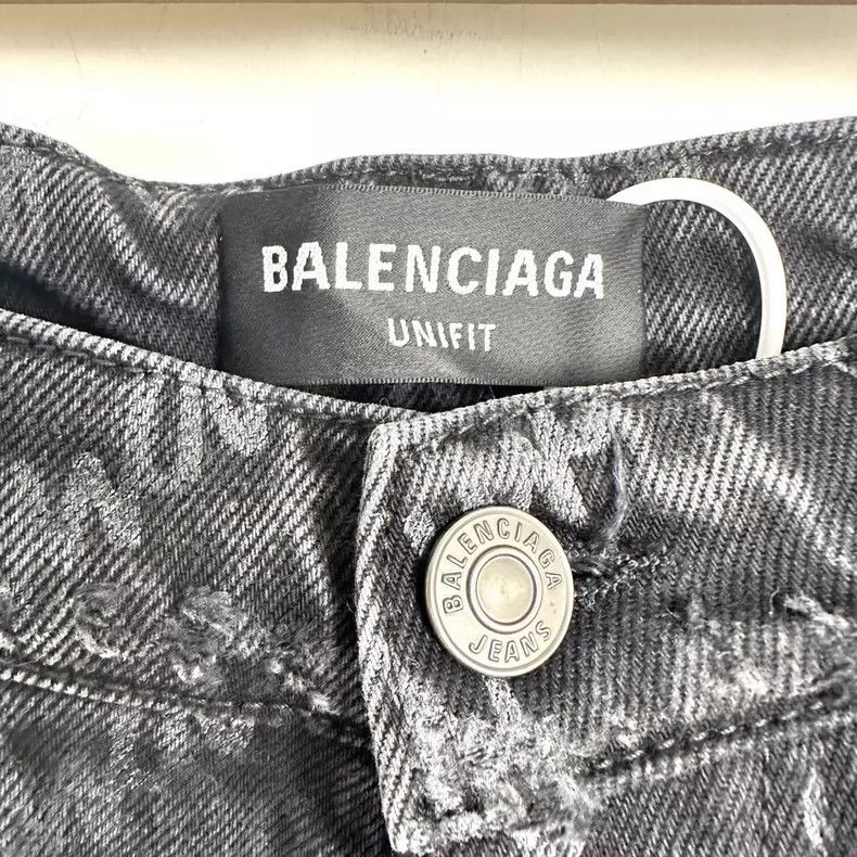 Balenciaga Balenciaga SS22 Full Logo Wide Leg Jeans 2502-Nextarrow Size US 28 / EU 44 - 6 Thumbnail
