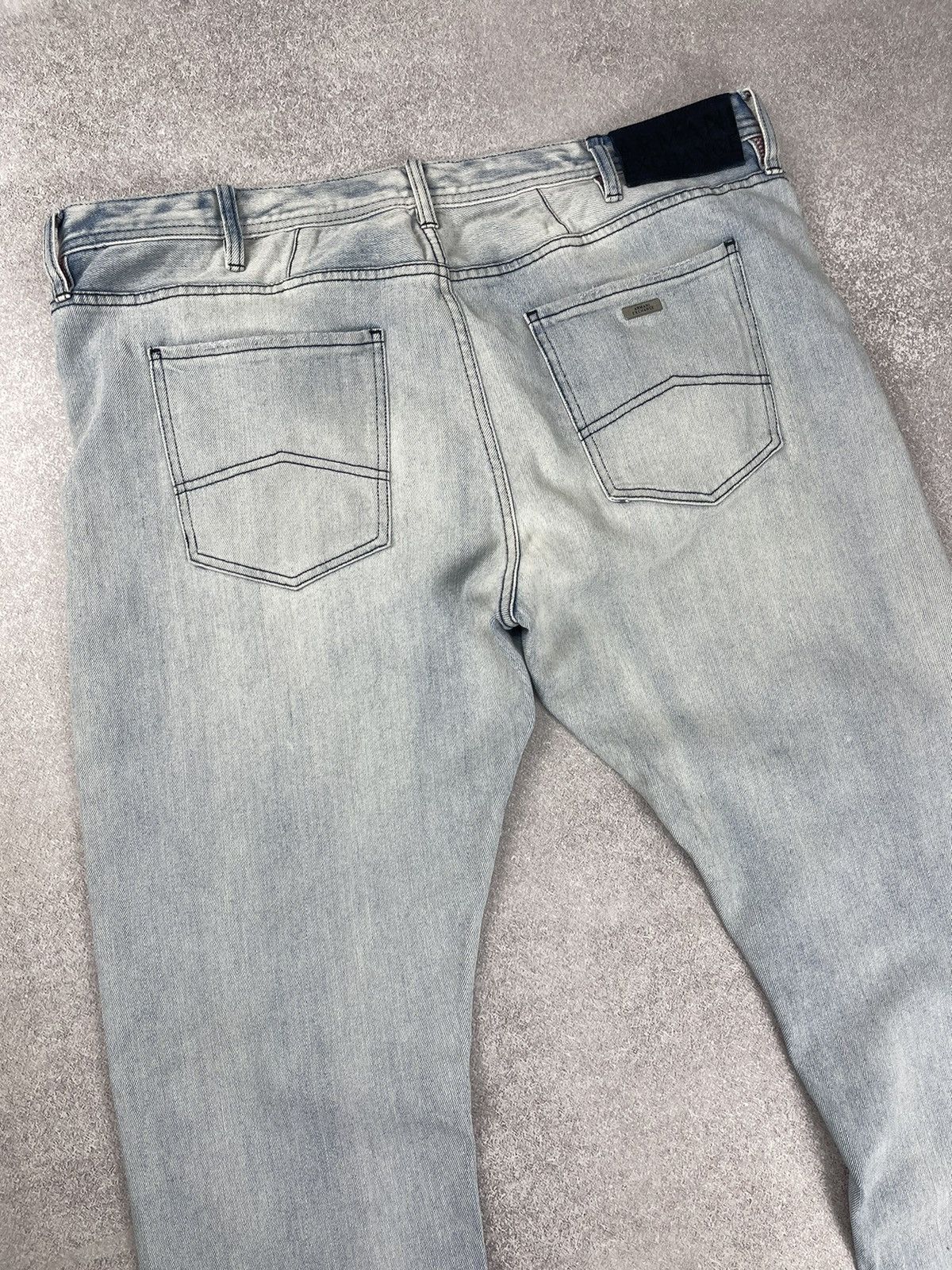 Armani × Armani Exchange Armani Exchange J13 Slim Distressed Denim Jeans Size US 40 / EU 56 - 12 Thumbnail