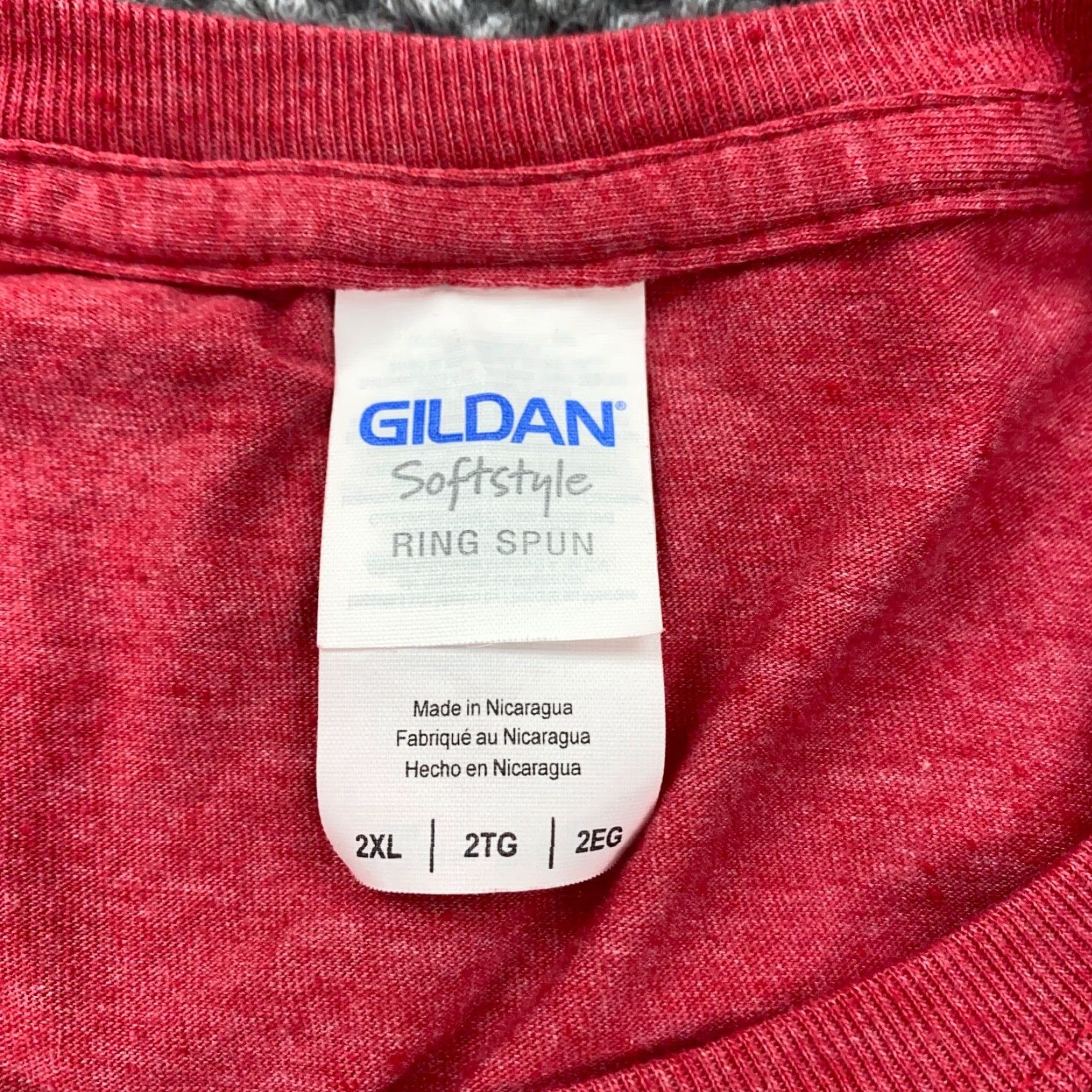 Gildan Pat Benatar Heartbreaker T-Shirt Mens XXL Red Rock Shirt 2XL Gildan Mens Rock 80s? Size US XXL / EU 58 / 5 - 4 Thumbnail
