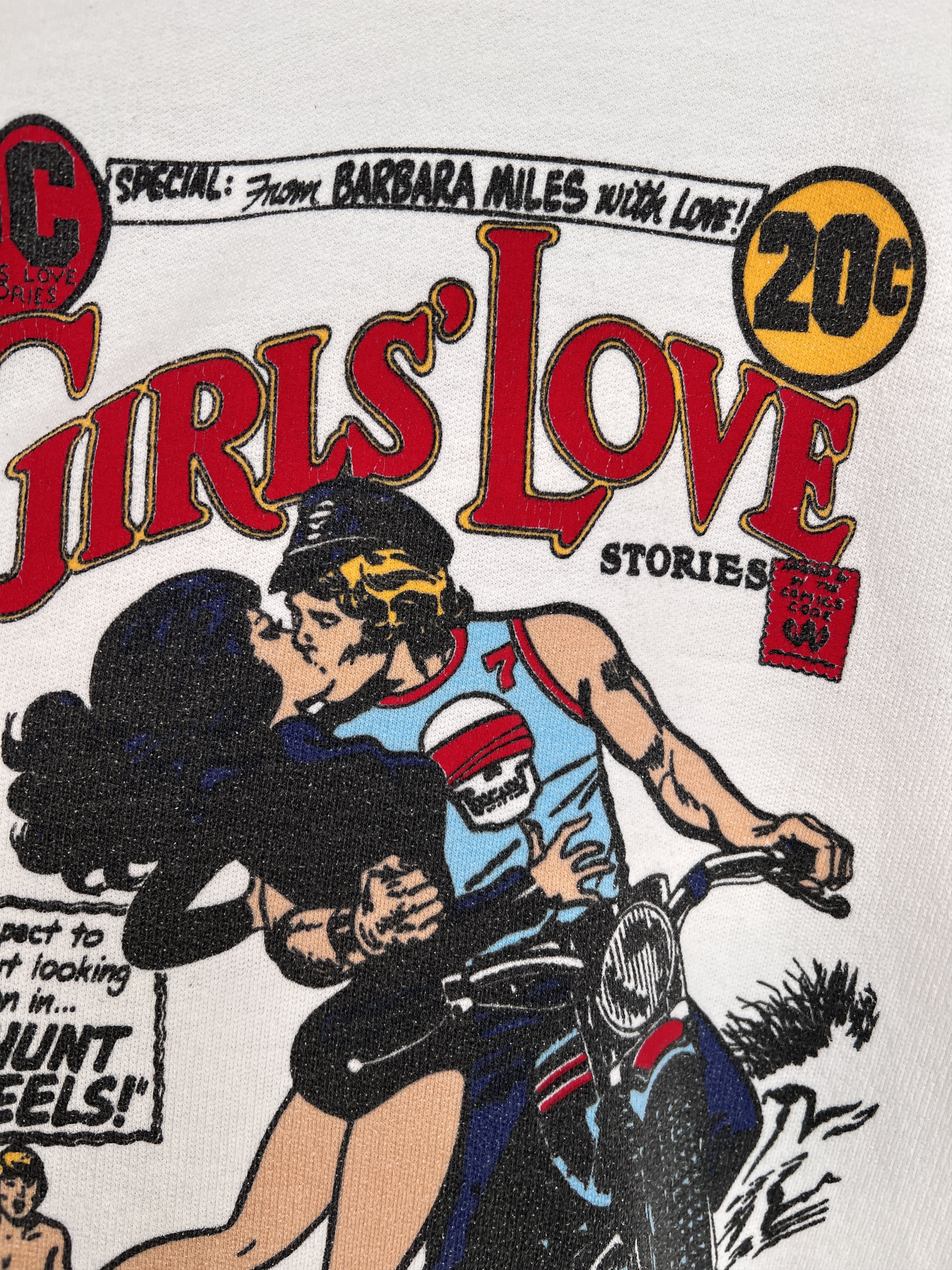 DC Comics Very rare! 1982 DC Comics Girls love stories sweatshirt Size US M / EU 48-50 / 2 - 12 Thumbnail