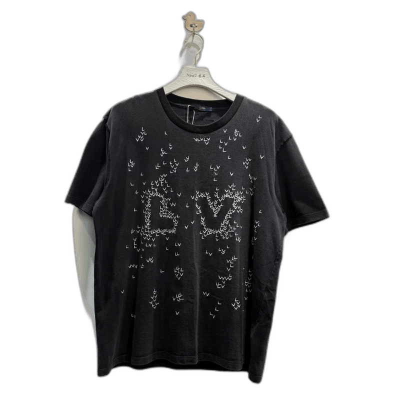 Louis Vuitton LV Louis Vuitton Logo Short Sleeve T-Shirt-yf Size US XXL / EU 58 / 5 - 1 Thumbnail
