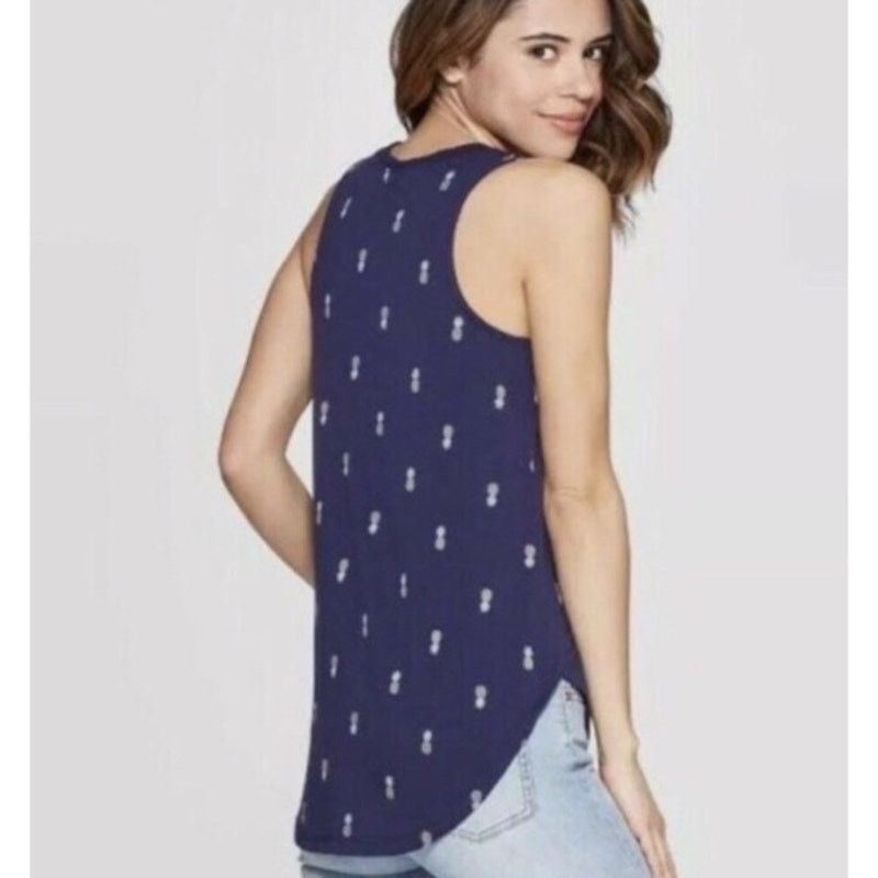 Nordstrom Zoe + Liv | Women Navy Pineapple Graphic Tank Top | Med Size M / US 6-8 / IT 42-44 - 2 Thumbnail