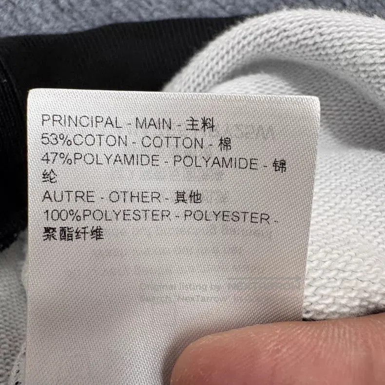 Louis Vuitton Louis Vuitton size xl Floral-print checkerboard shorts Size US 28 / EU 44 - 7 Thumbnail