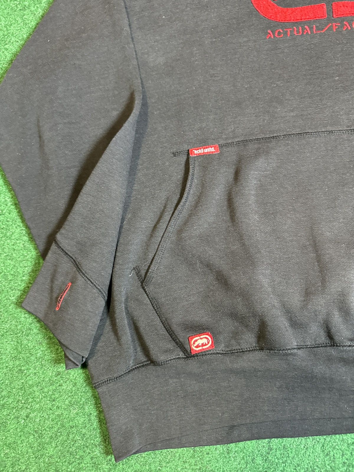 Ecko Unltd. × Vintage Vintage Y2K Ecko Unltd Hip Hop Baggy Actual Factual Hoodie Size US XL / EU 56 / 4 - 4 Thumbnail
