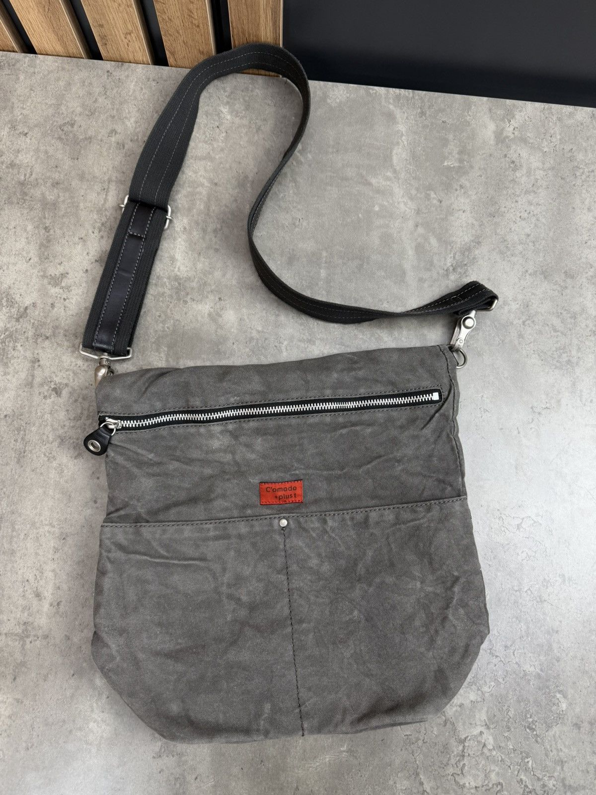 Other Comodo +Plus T Grey Crossbody Shoulder Bag Waxed Canvas Size ONE SIZE - 1 Thumbnail