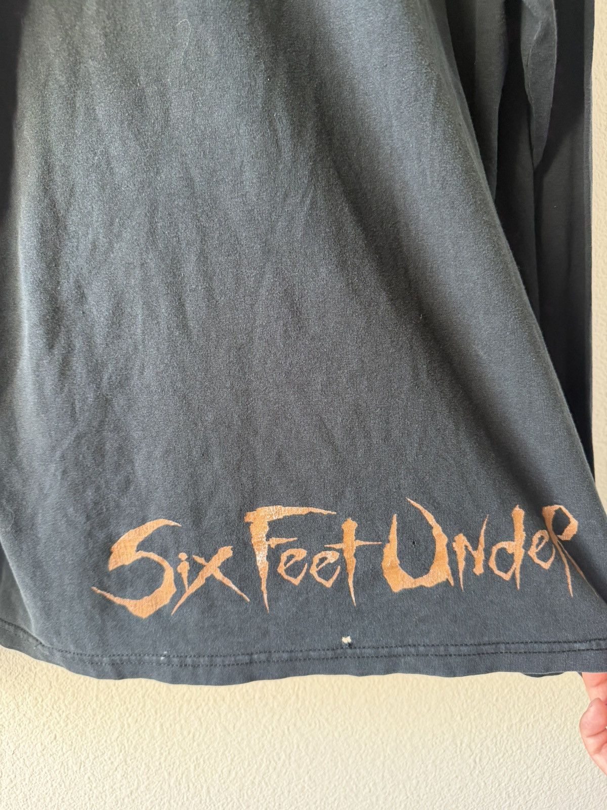 Vintage Six Feet Under Victim Longsleeve L Size US L / EU 52-54 / 3 - 4 Thumbnail