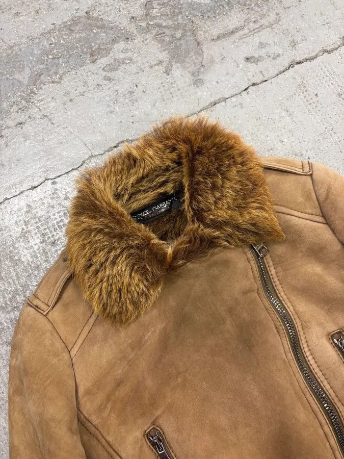Dolce & Gabbana 2000s Dolce & Gabbana Beige Asymmetrical Fur Collar Suede Leather Jacket Size M / US 6-8 / IT 42-44 - 6 Thumbnail
