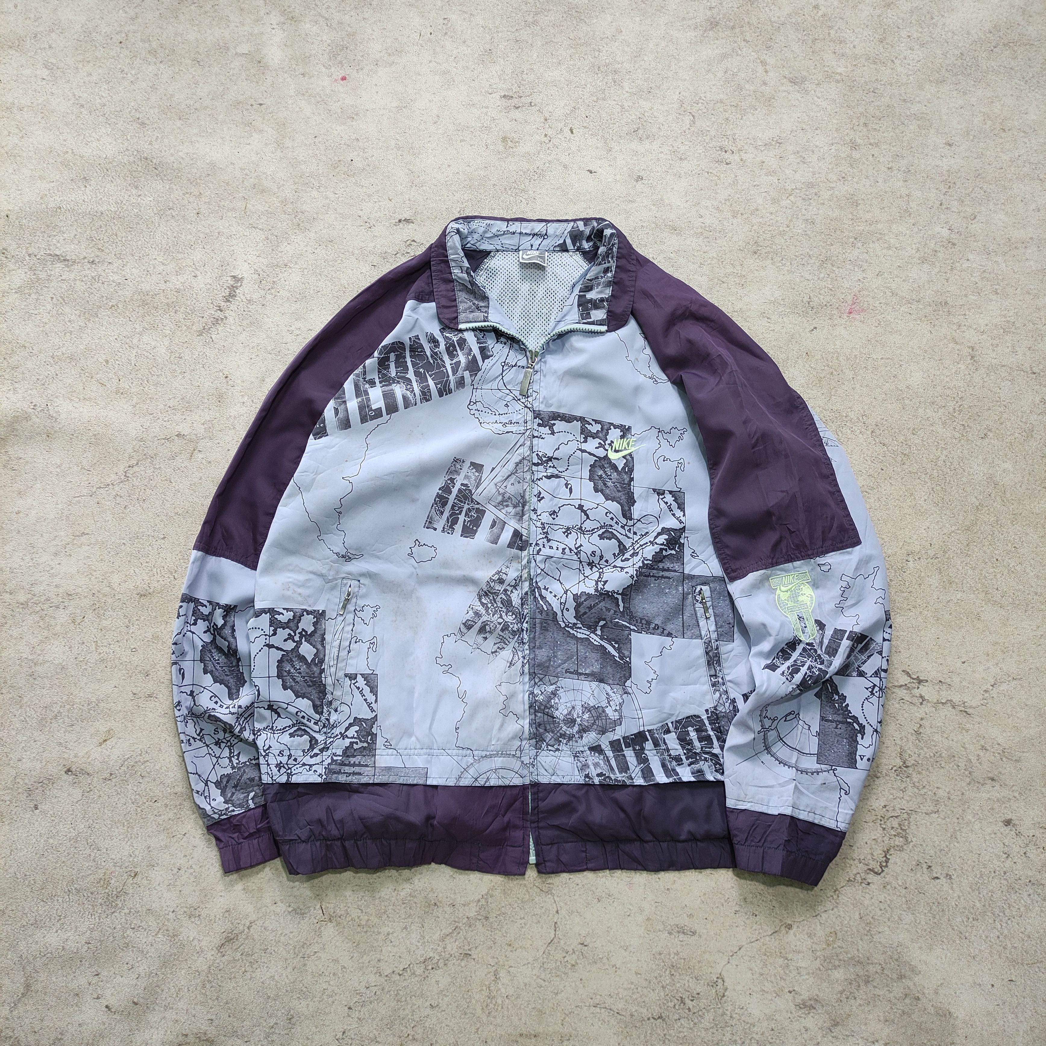 Nike Vintage Nike International Jacket 1990s Size US L / EU 52-54 / 3 - 2 Thumbnail