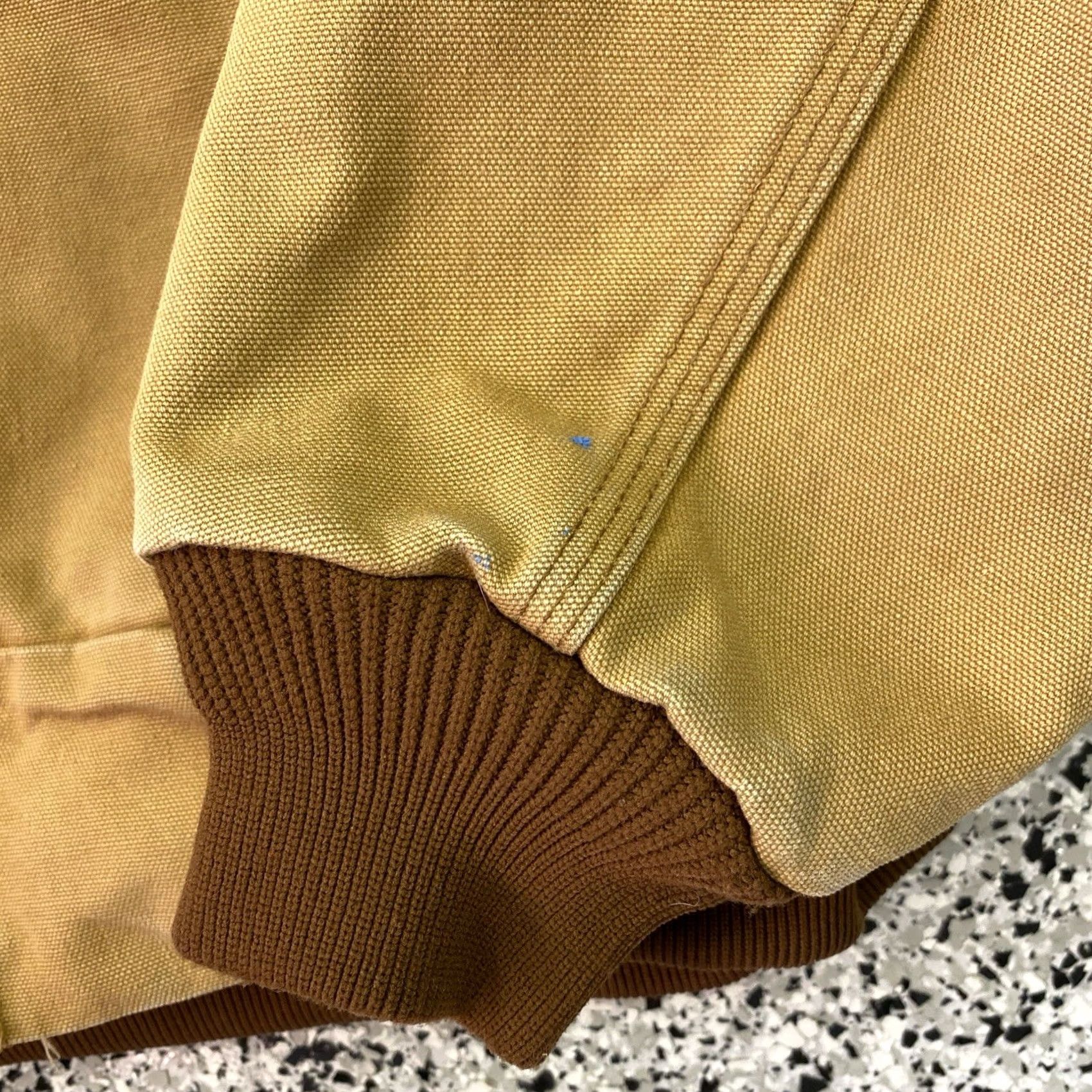 Carhartt VINTAGE Carhartt Brown Zip Up Jacket Hood Adult XL Made in USA Size US XL / EU 56 / 4 - 2 Thumbnail