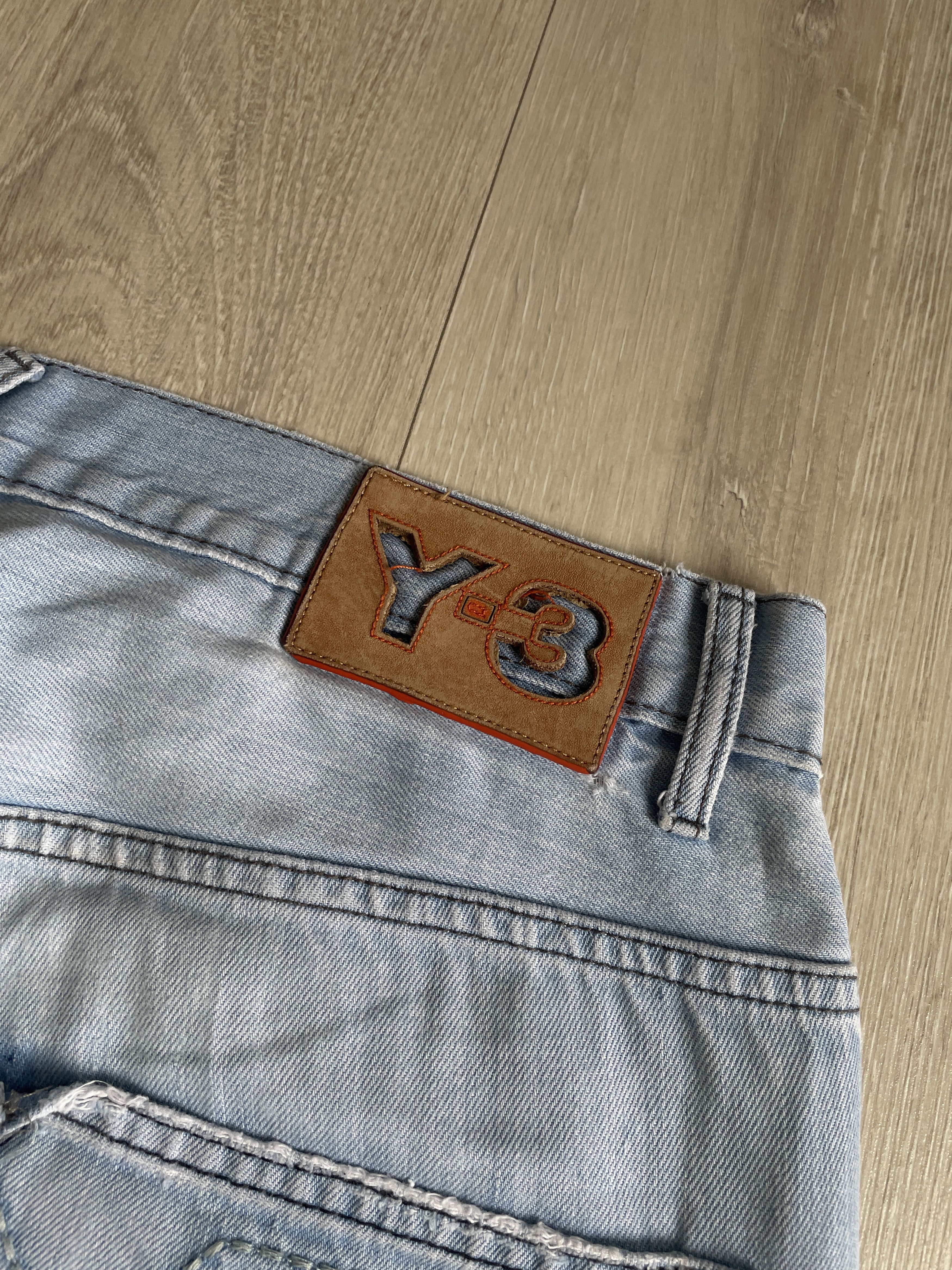 Y-3 Y-3 SS05 logo stitch runway ripped jeans Size US 32 / EU 48 - 12 Thumbnail