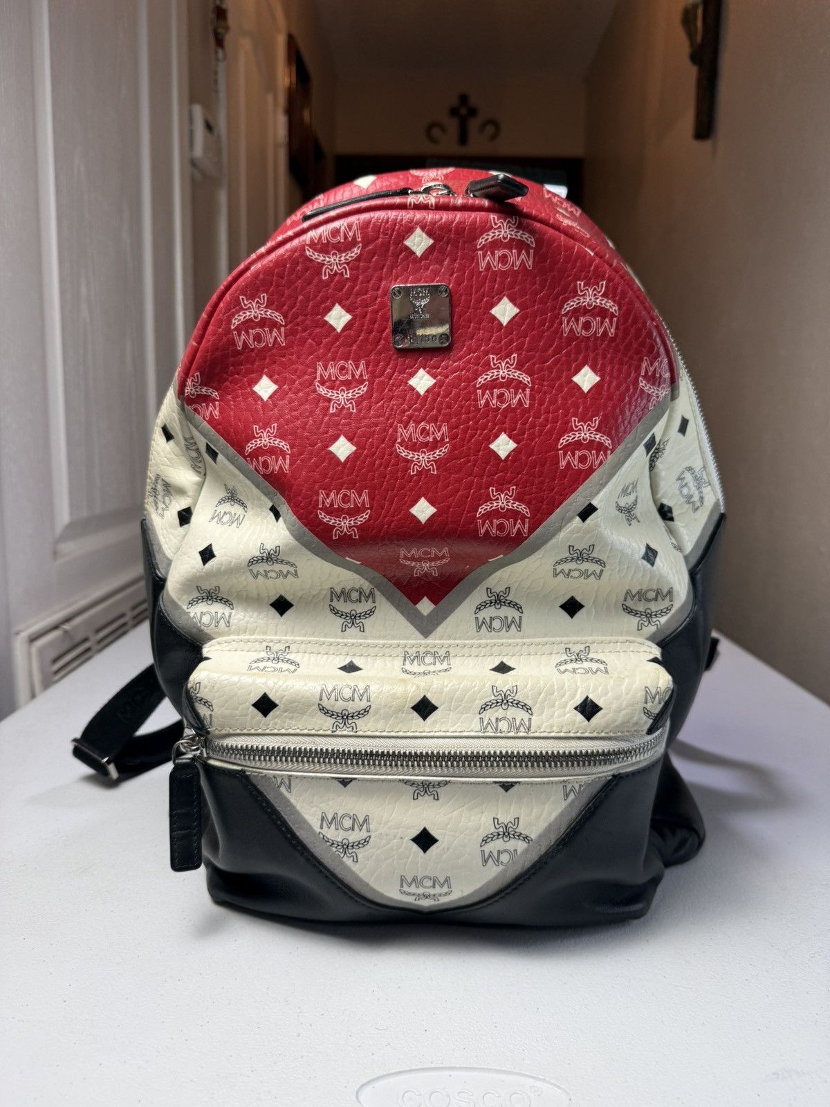 MCM MCM, a 'Logo print' backpack. Lot Size ONE SIZE - 2 Thumbnail