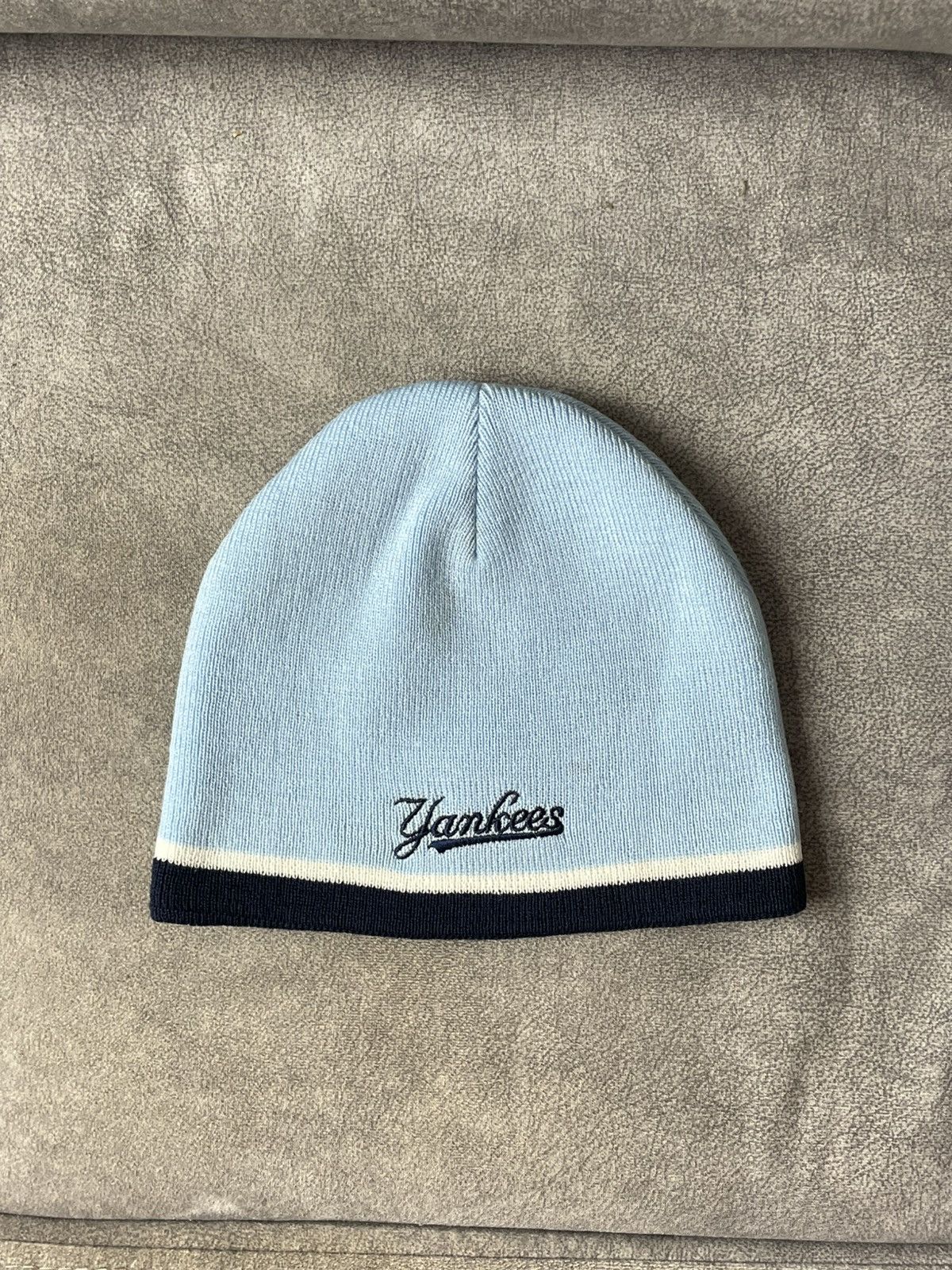 New York Yankees New Era New York Yankees Beanie Size ONE SIZE - 3 Thumbnail