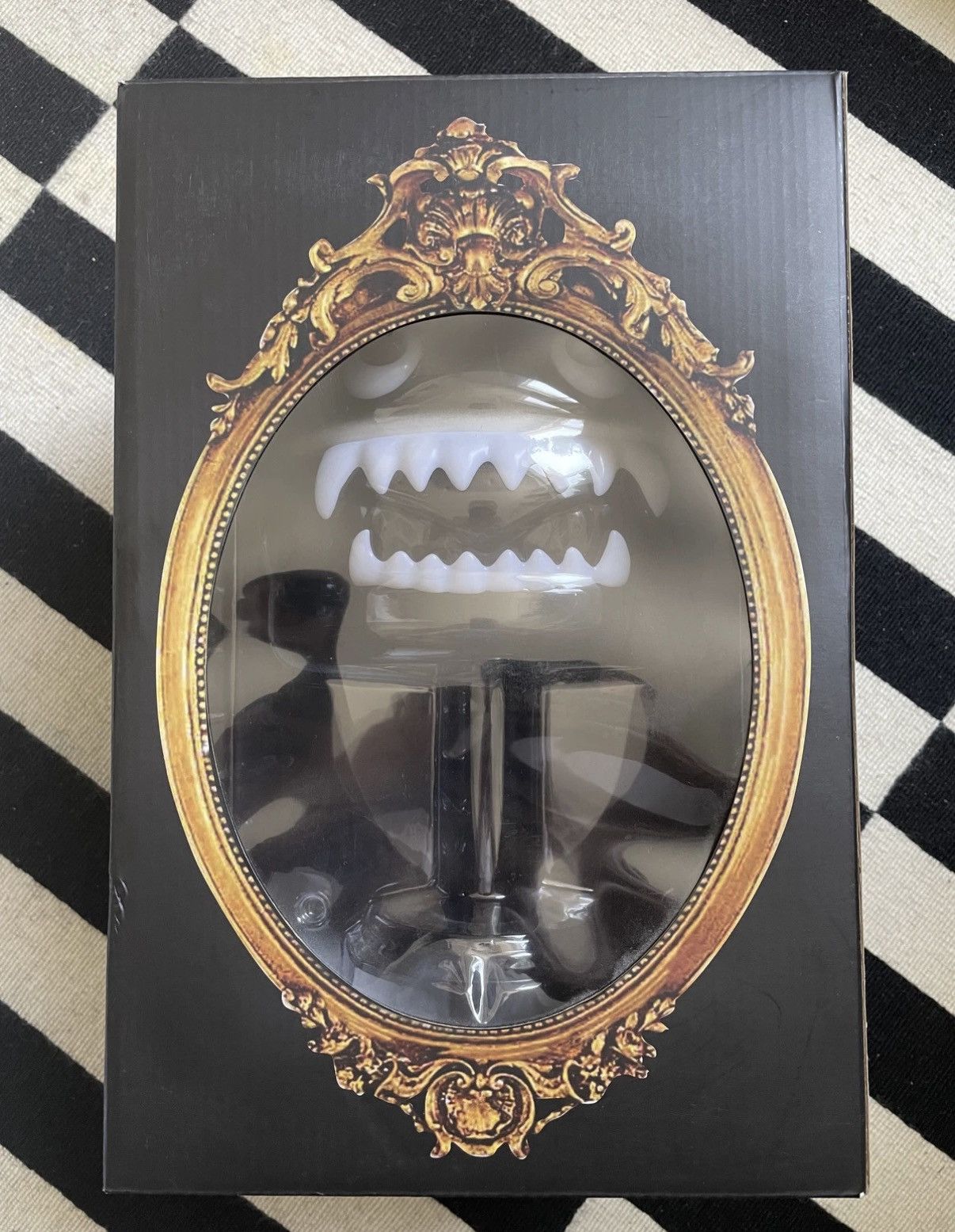Undercover Undercover Jun TAKAHASHI Medicom Toys Burger Lamp Black Size ONE SIZE - 2 Thumbnail