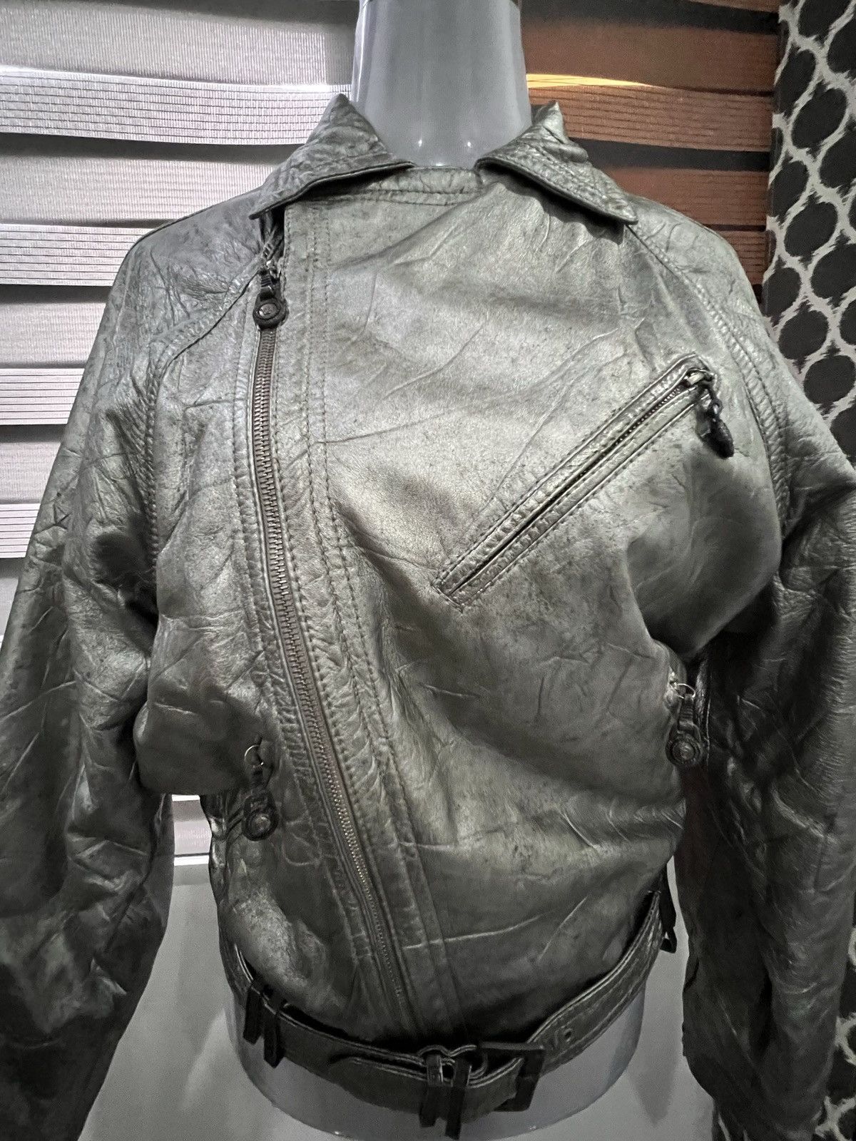Versace Gianni Versace Silver Leather Biker Jacket Size US L / EU 52-54 / 3 - 2 Thumbnail