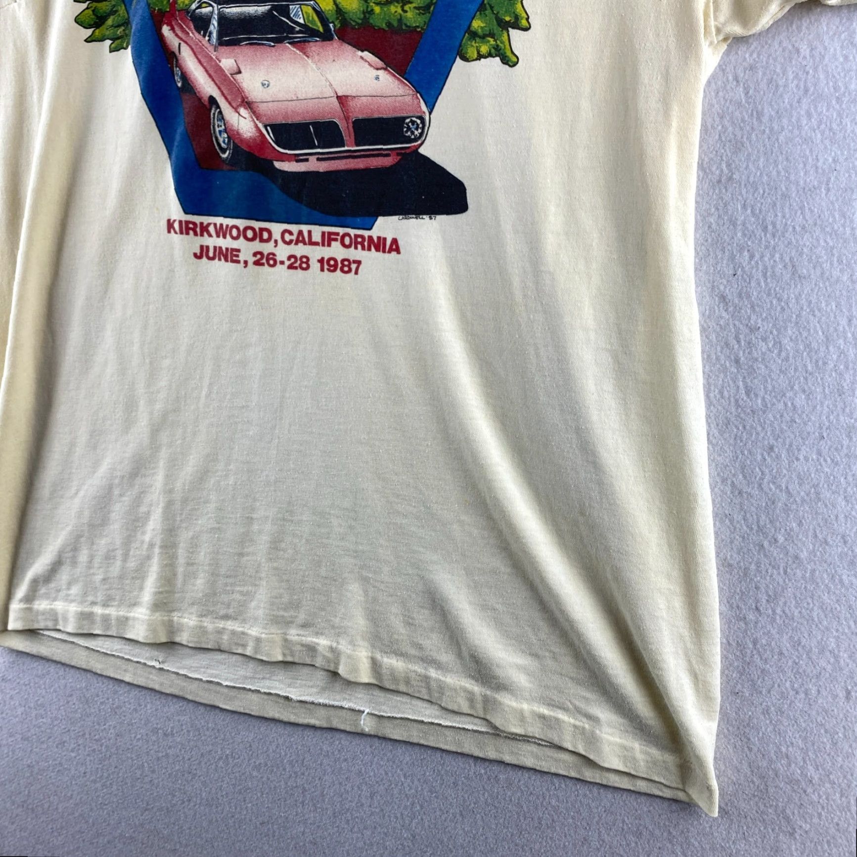 Hanes VINTAGE Hanes Shirt Mens XL Beige 1987 Plymouth Road Runner Superbird Mopar Cars Hot Rods Mens Size US XL / EU 56 / 4 - 6 Thumbnail