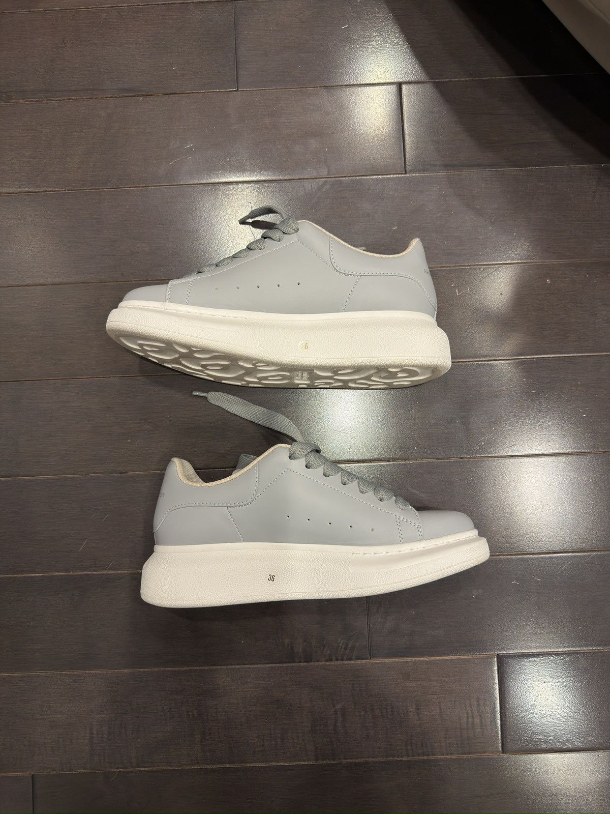 Alexander McQueen Alexander McQueen Oversized sneakers Size US 6 / IT 36 - 2 Thumbnail
