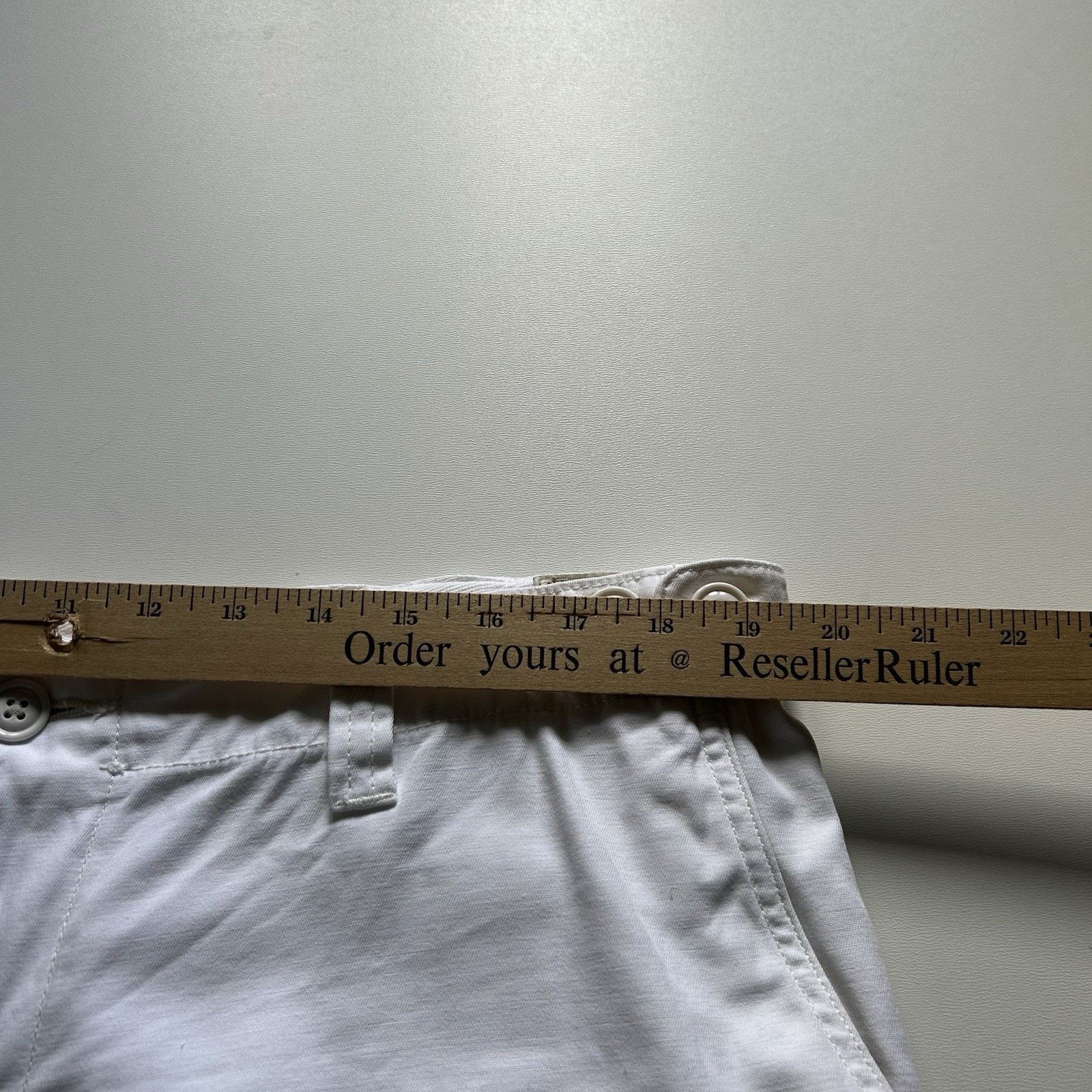 Polo Ralph Lauren Vintage Polo Ralph Lauren Cargo Khaki Shorts Size 38 White Size US 38 / EU 54 - 6 Thumbnail