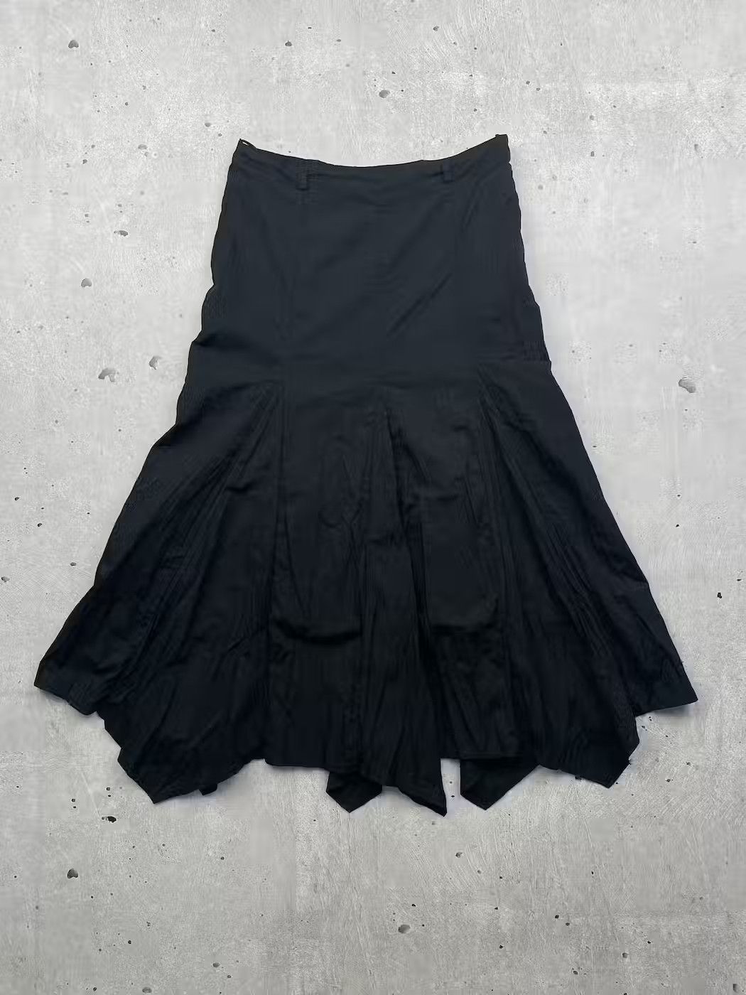 image of Archival Clothing x Avant Garde Vintage Amazing Flared Midi Skirt in Black, Women's (Size 30)