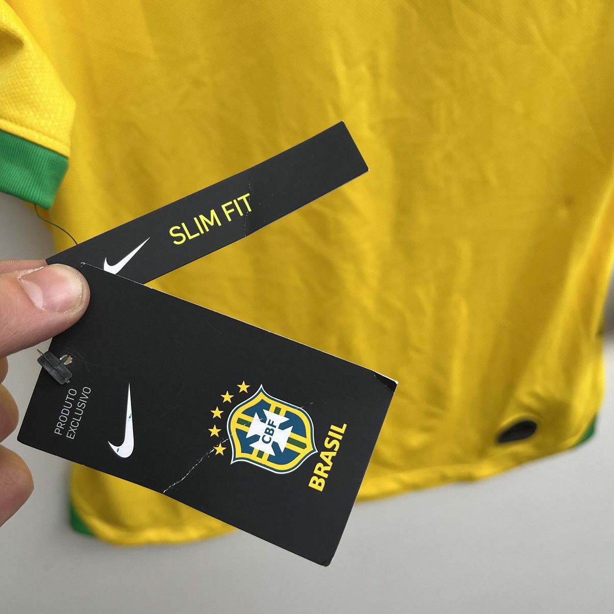 Nike Nike Brazil Home Soccer Jersey 2019-2020 Size M / US 6-8 / IT 42-44 - 4 Thumbnail