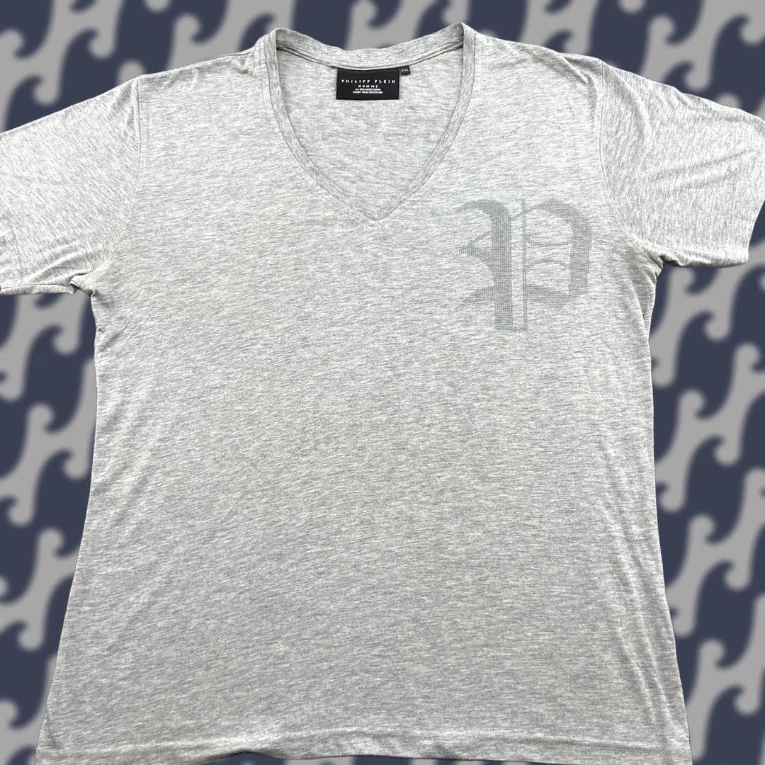 Philipp Plein Philipp Plein Shirt Mens 2XL Gray Cotton V-Neck Short Sleeve Tee Rhinestone Size US XXL / EU 58 / 5 - 1 Thumbnail