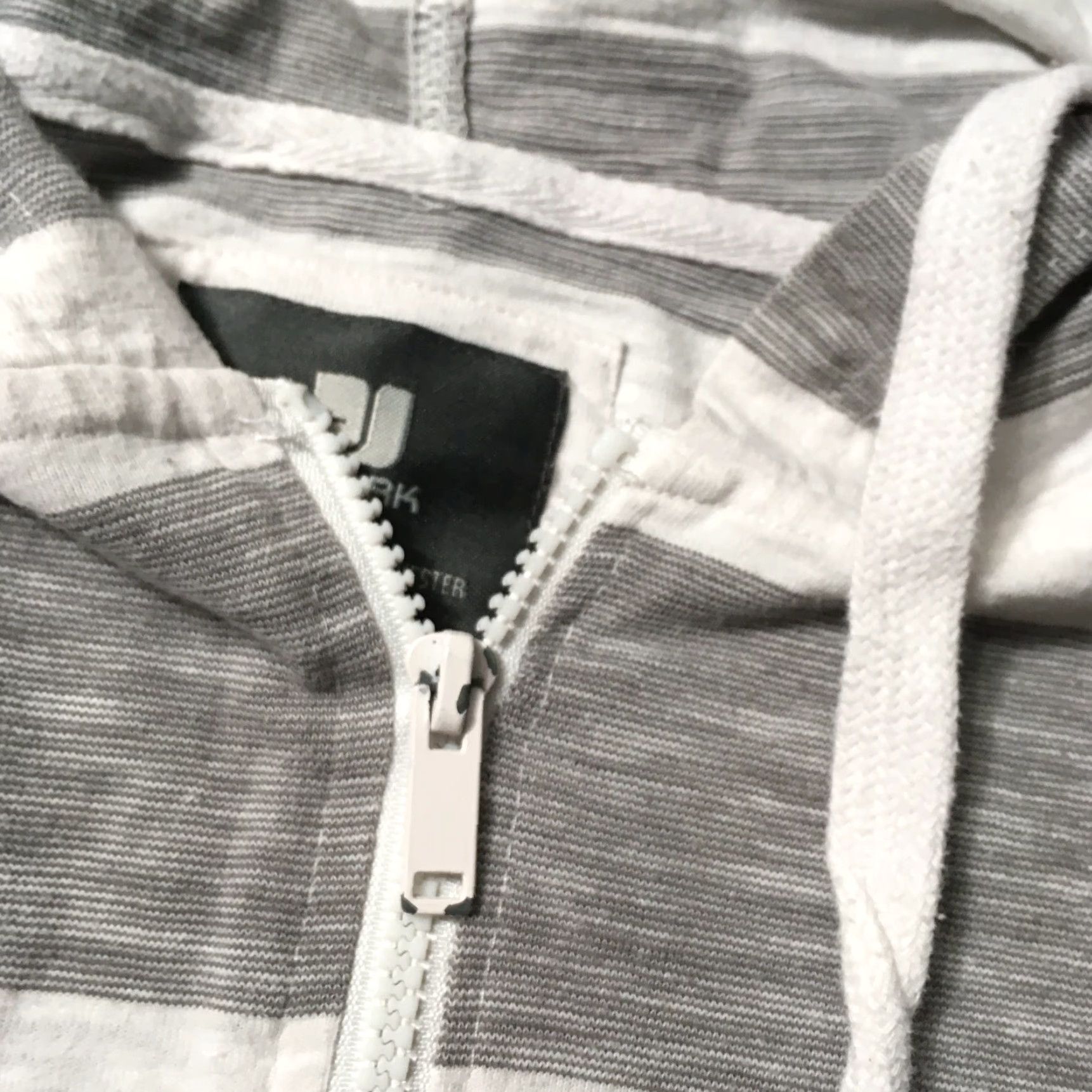 Vintage VINTAGE PJ MARK Hoodie 3XL Full Zip Hooded Gray White Striped Long Sleeve Men Shirt? Size US XXL / EU 58 / 5 - 4 Thumbnail