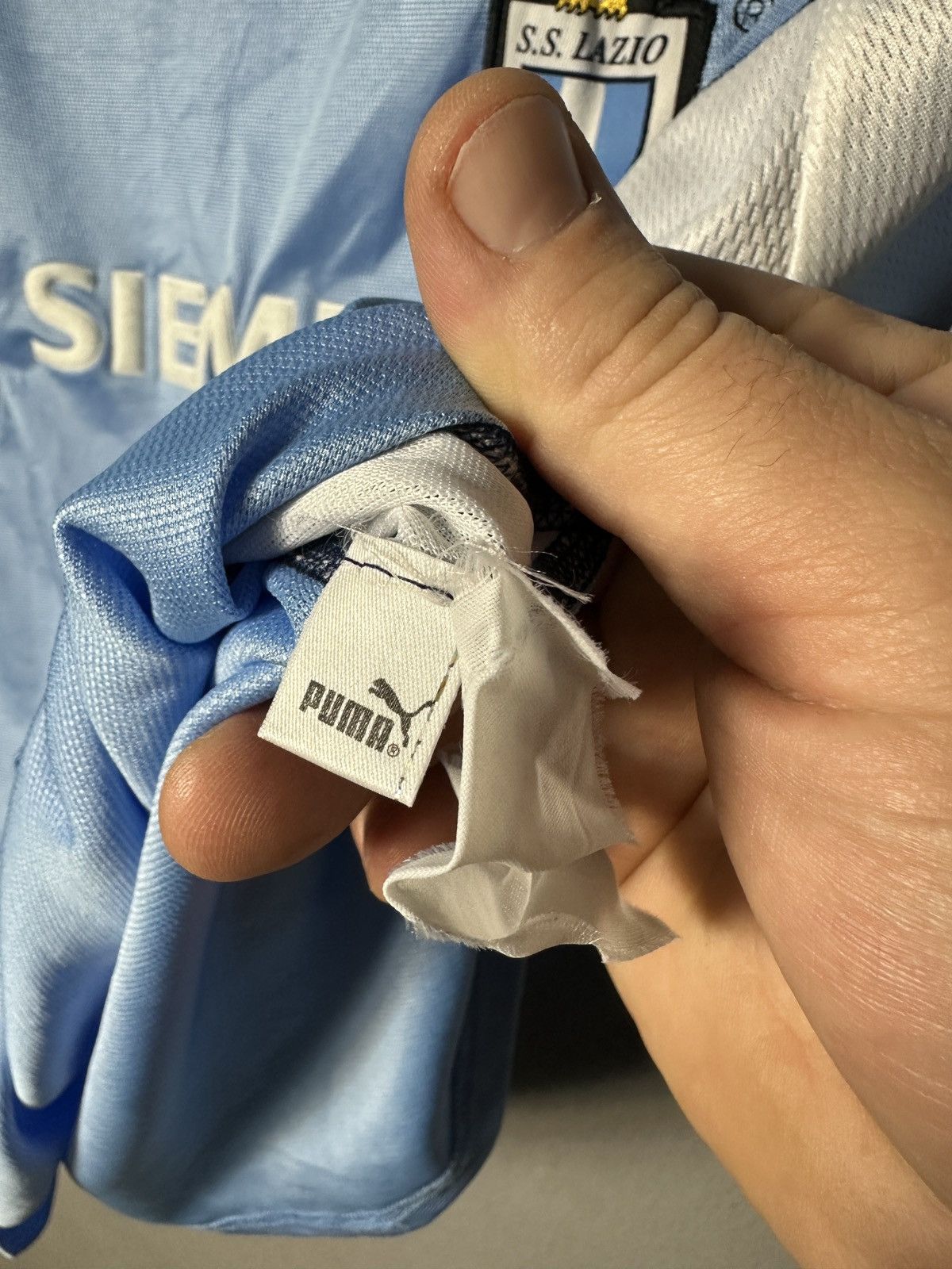 Puma VINTAGE PUMA LAZIO 2001-2002 HOME FOOTBALL JERSEY ITALY Size US M / EU 48-50 / 2 - 6 Thumbnail