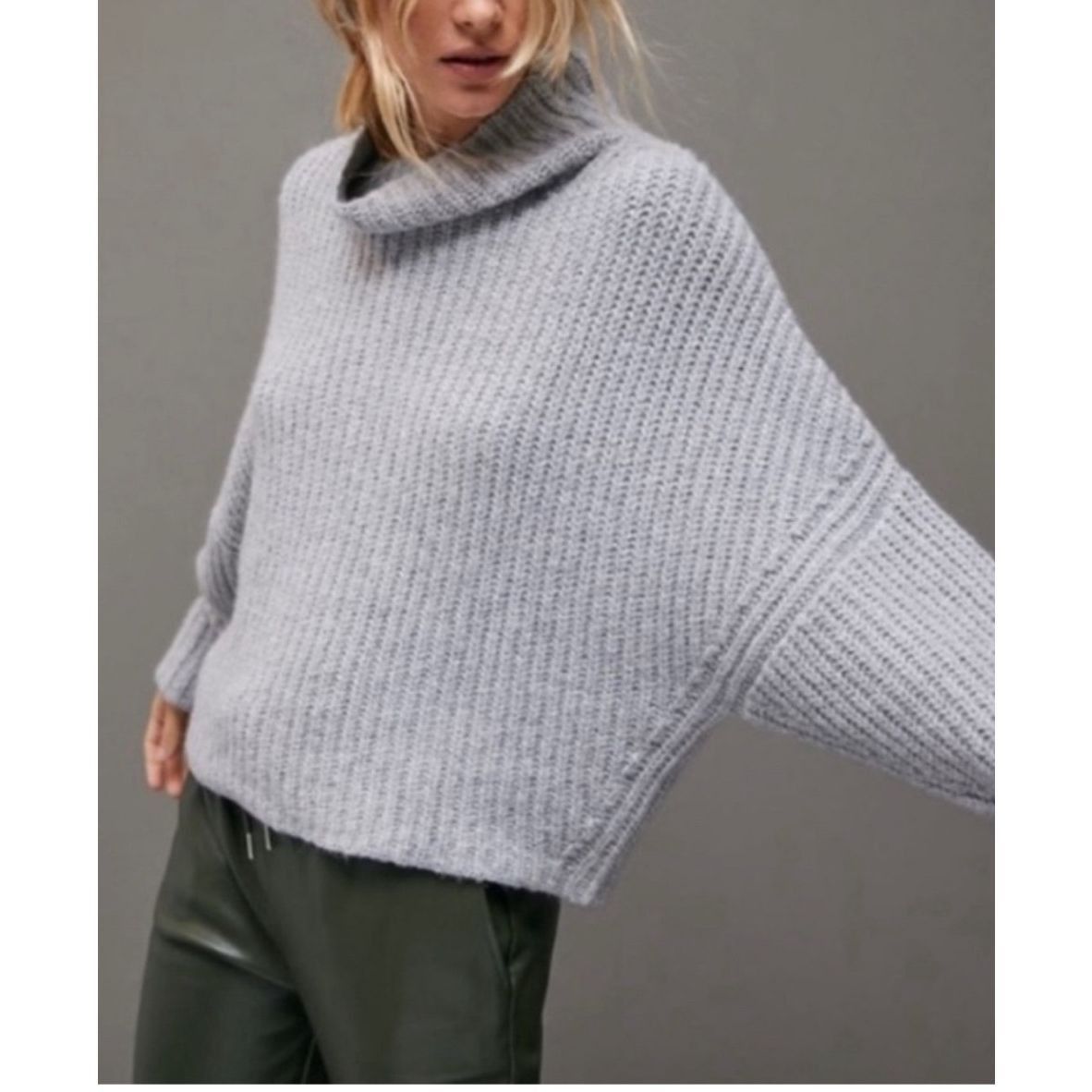 Anthropologie Anthropologie Maeve Athena Cowl Neck Blue Sweater sz S Size S / US 4 / IT 40 - 1 Thumbnail