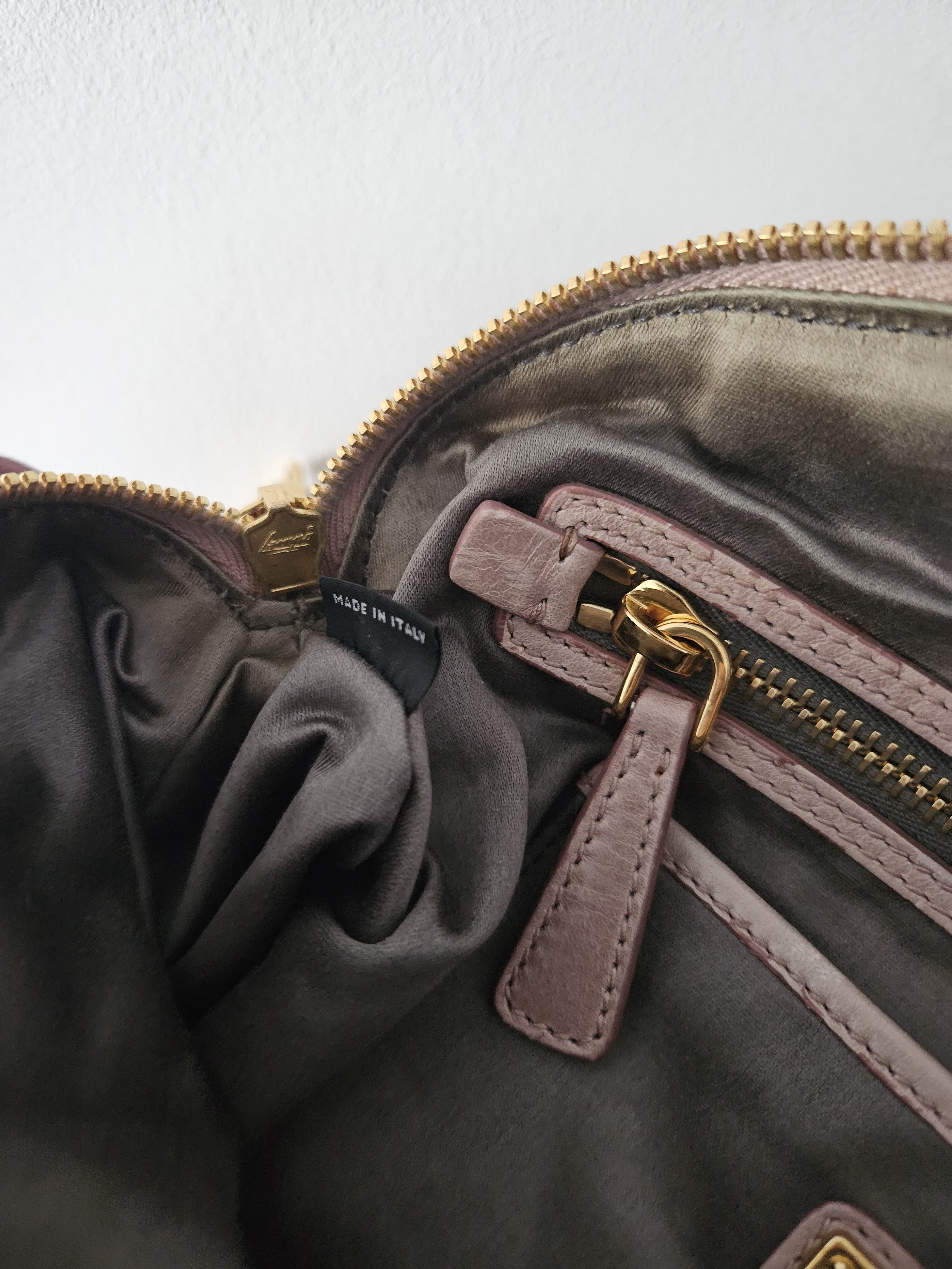 Miu Miu Miu miu vitello lux bow mini boston bag art rl0052