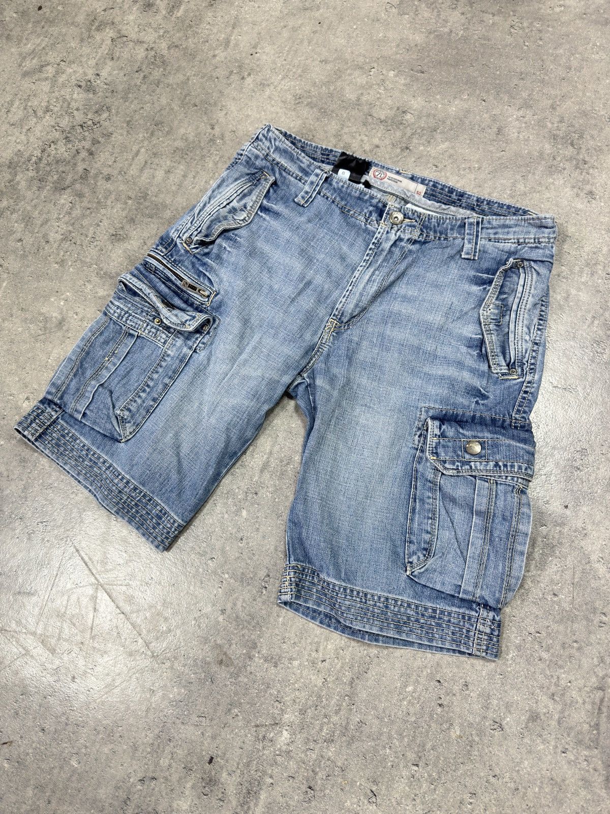 Japanese Brand × Undercover ᶠᵃⁿᶜʸᵍᵘʸ TRASHED 90s Jorts Vintage Denim Shorts Jeans D Size US 32 / EU 48 - 1 Thumbnail