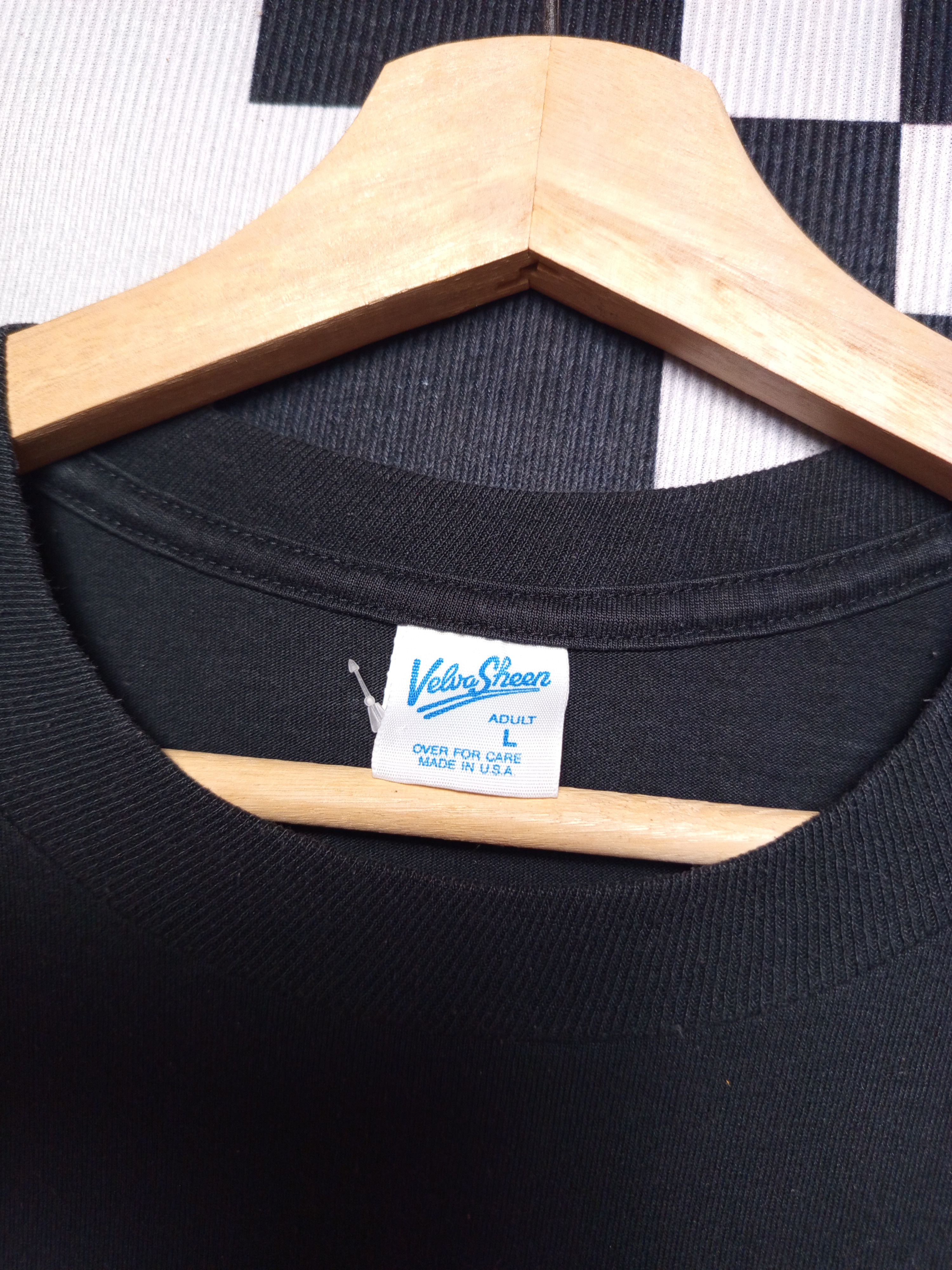 Kith × Warner Bros Bugs Bunny Warner Bros Vtg 90s Size US L / EU 52-54 / 3 - 9 Thumbnail