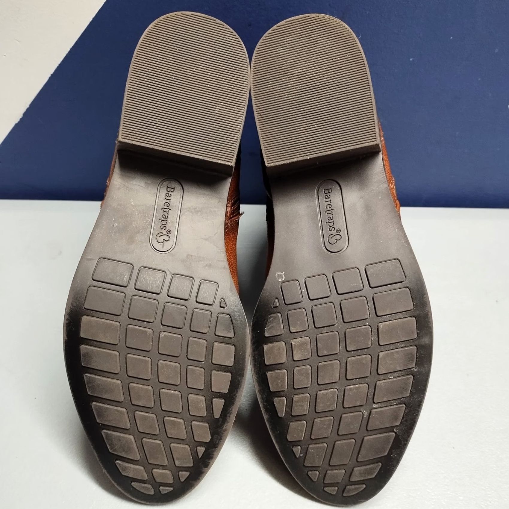 Vintage Baretraps Alona Ankle Boots Womens Size 7M Brown Synthetic Almond Toe Side Zip - Pre-owned, Bootie, Shoes, Easy Slip-On, Casual, Outdoor, 7M Womens Size US 7 / IT 37 - 7 Thumbnail