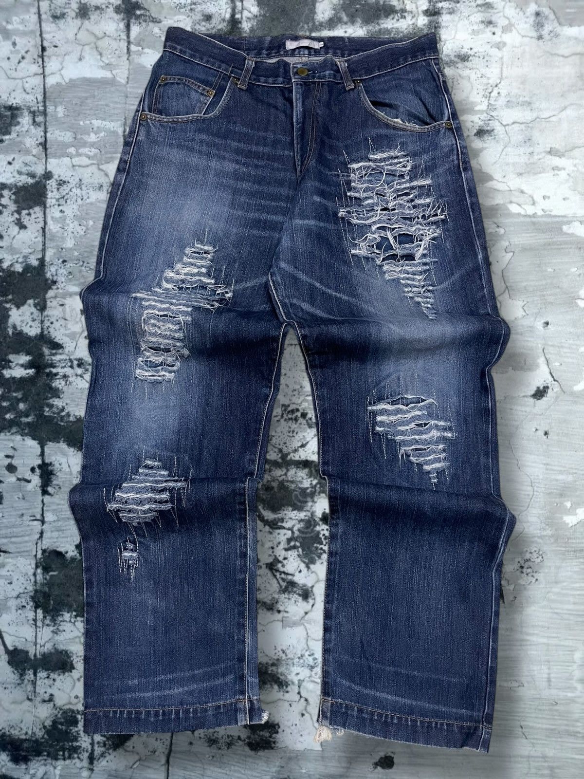 Japanese Brand Vintage Og 1990s Japan Designer Sublimation Distressed Denim Size US 33 - 1 Thumbnail