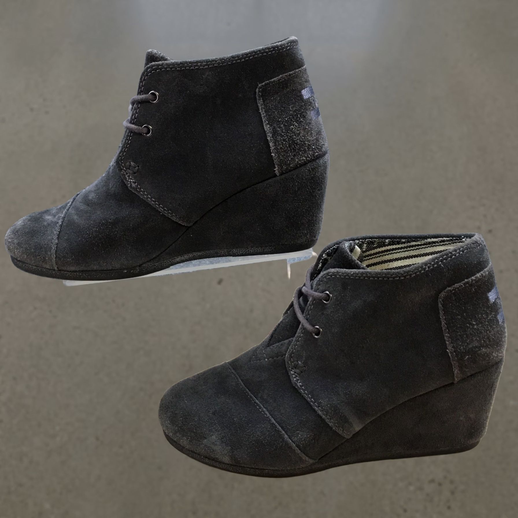 Toms Toms Boots Womens 6 Desert Ankle Booties Gray Suede Lace Up Wedge Casual Size US 6 / IT 36 - 1 Thumbnail