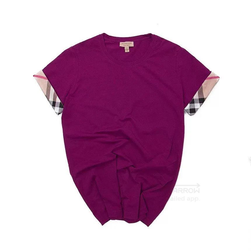 Burberry Burberry Vintage Check Short-Sleeve Top. Size S / US 4 / IT 40 - 1 Thumbnail